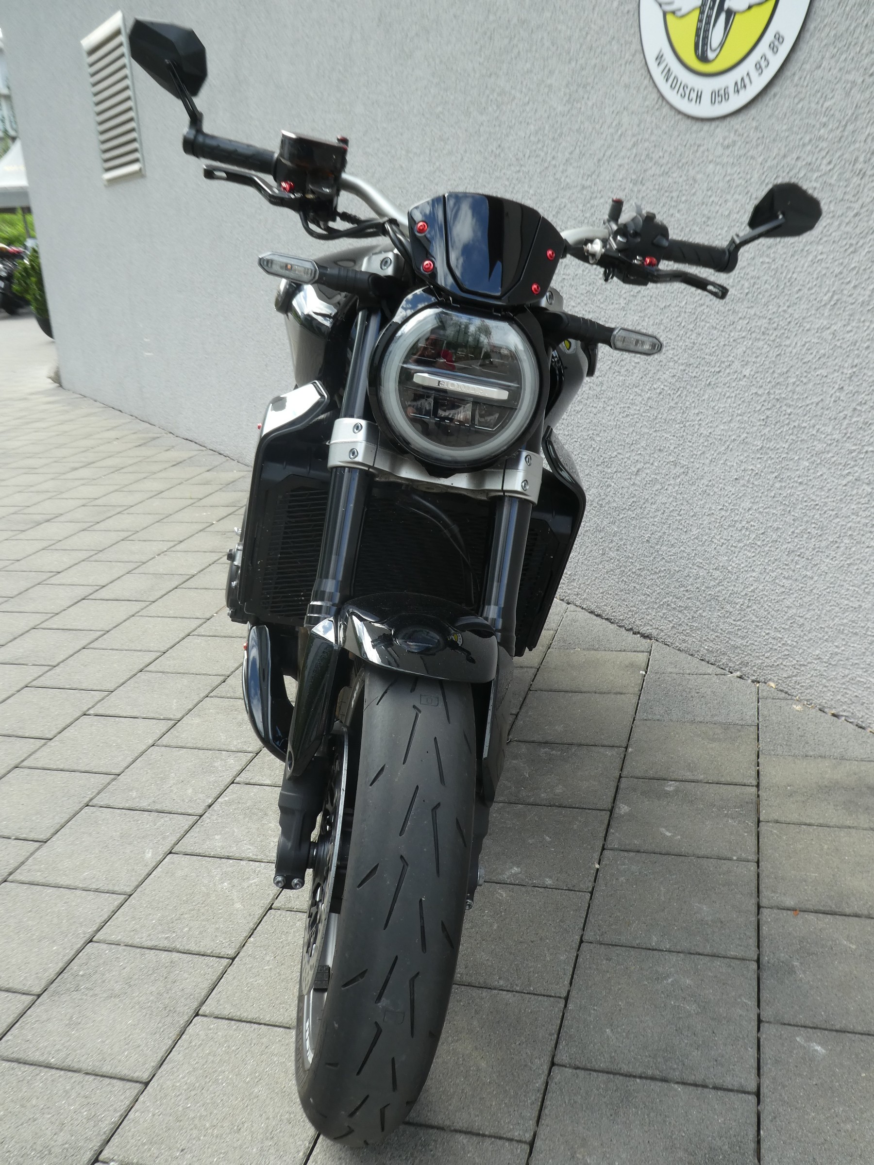 HONDA CB 1000 R ABS-showroom-element-2