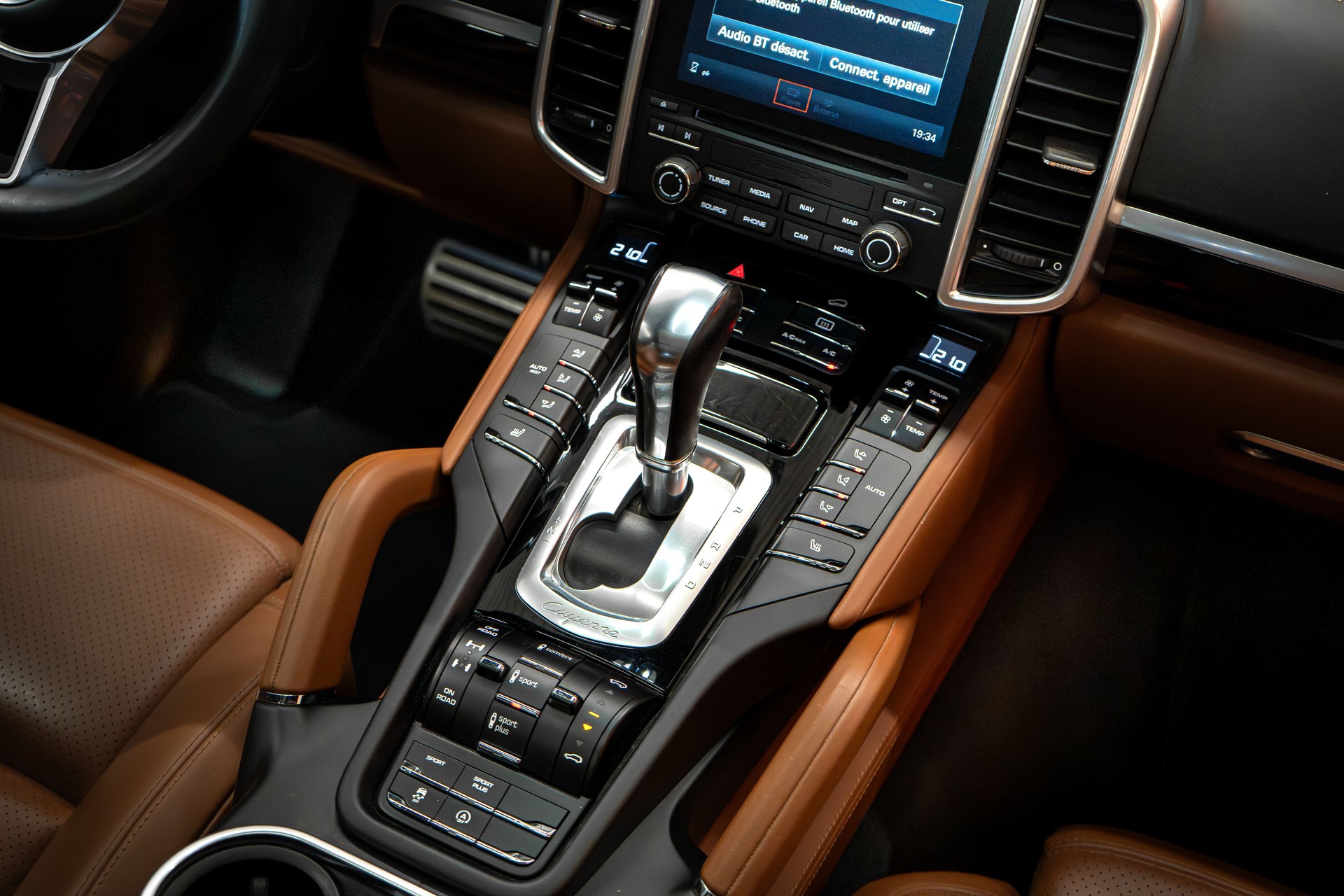 PORSCHE Cayenne S Diesel-image-13