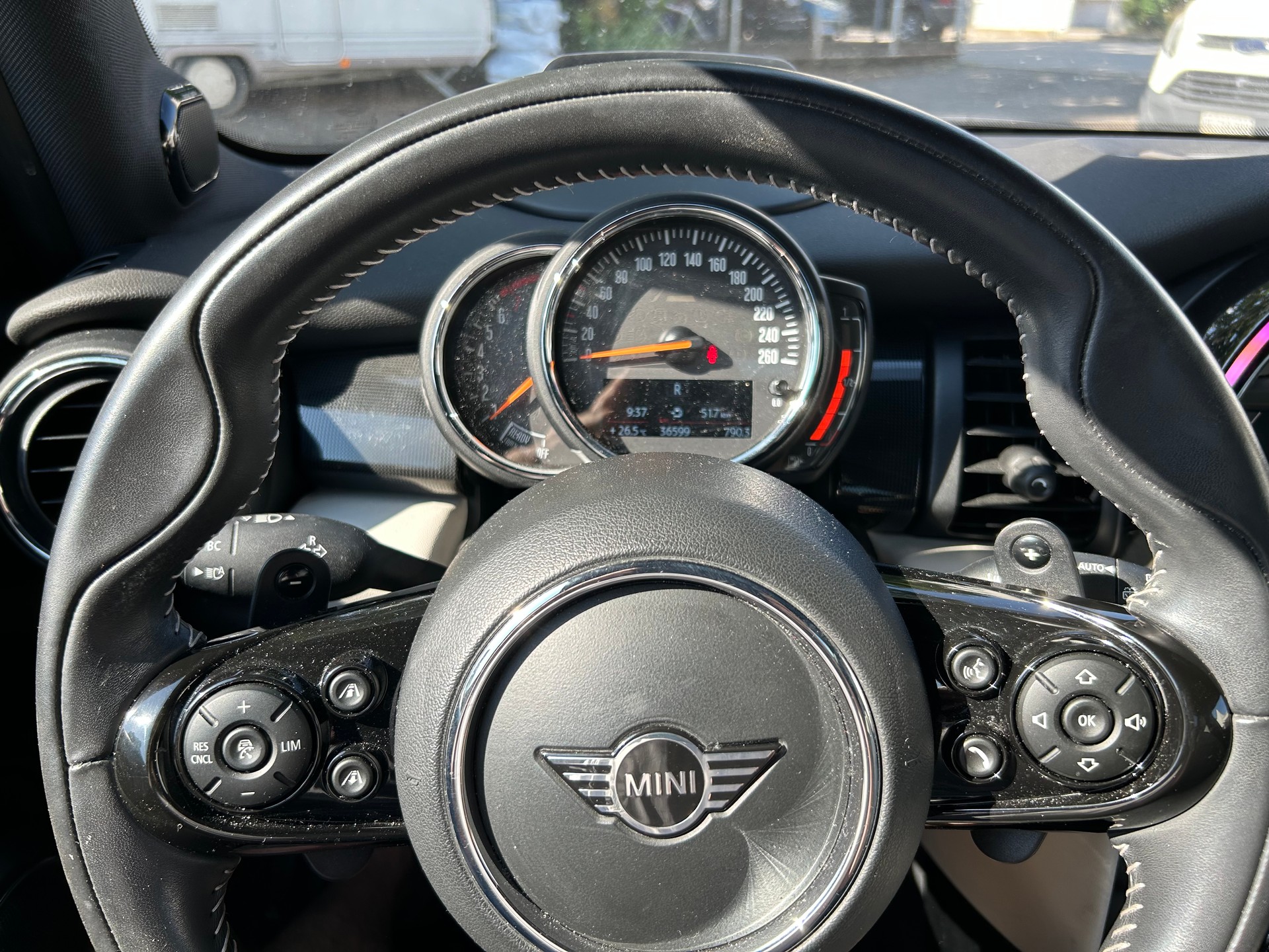 MINI Cooper S Steptronic DKG-image-12