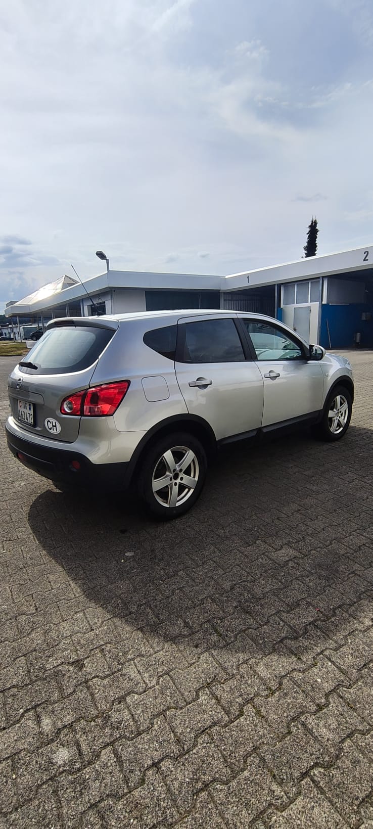 NISSAN Qashqai 2.0 4WD acenta XTronic CVT-image-2