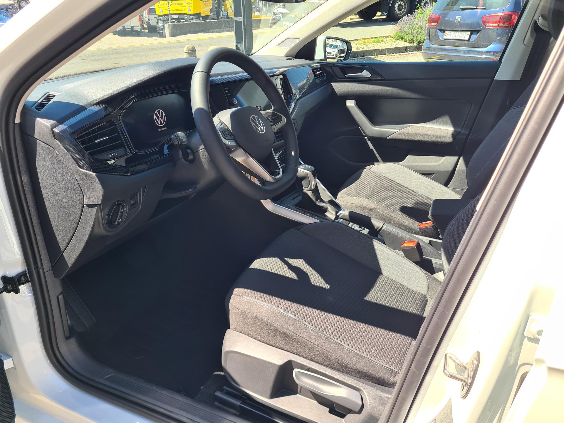 VW Polo 1.0 TSI Life DSG-image-6