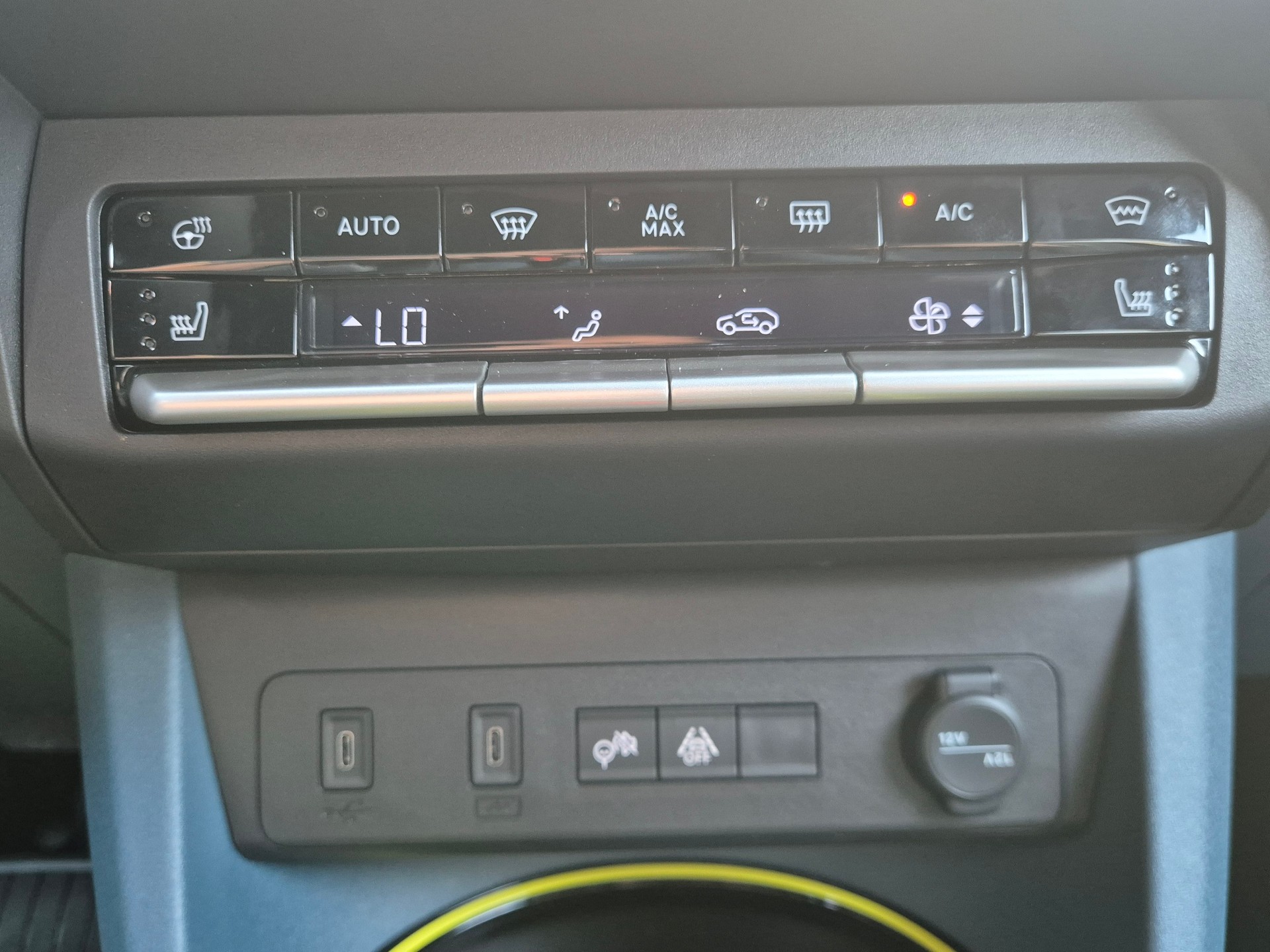 FIAT Grande Panda MHEV Icon Pack Tech Pack Style Pack Winter-image-12
