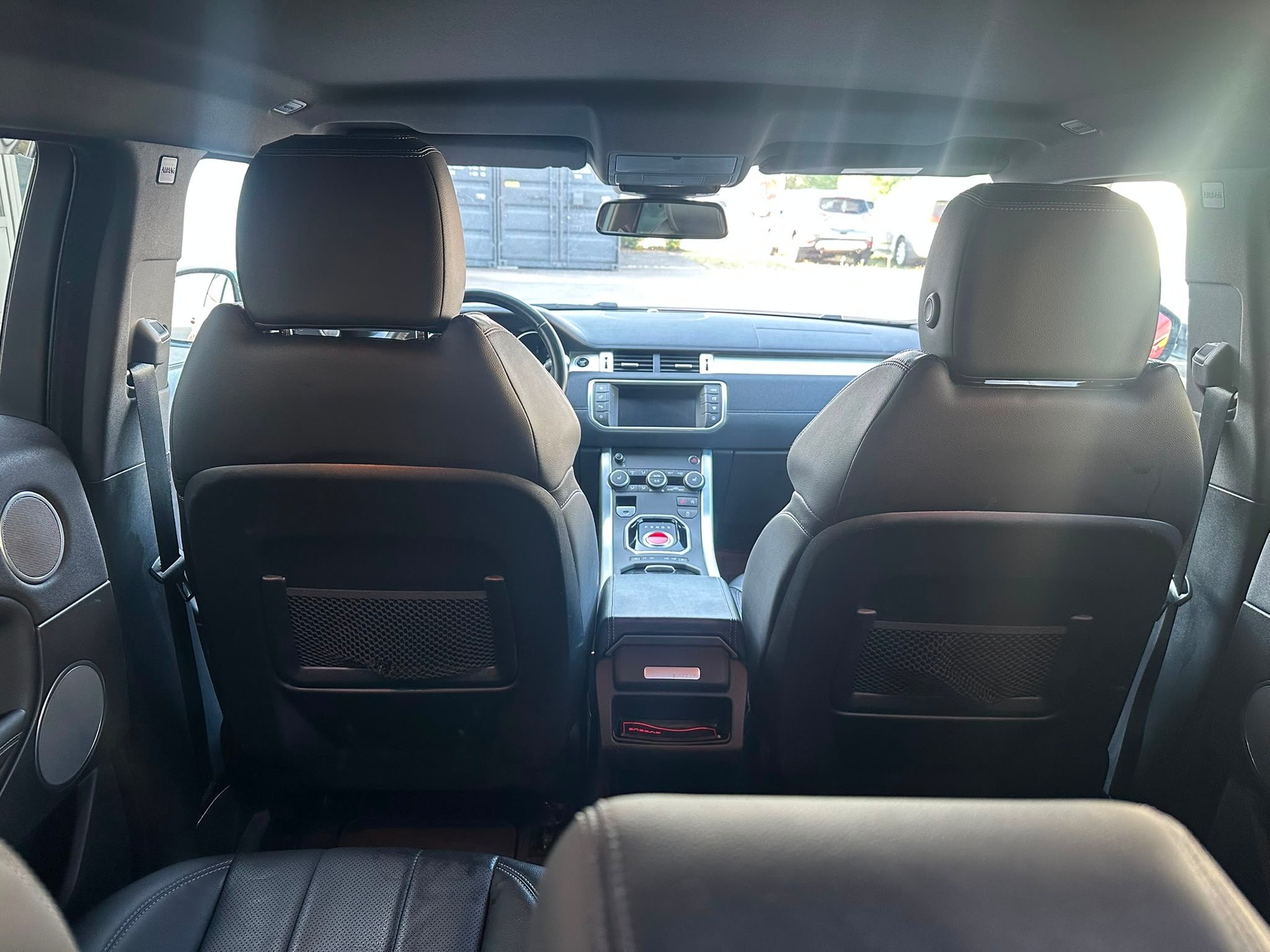 LAND ROVER Range Rover Evoque 2.0 TD4 SE Dynamic AT9-image-12
