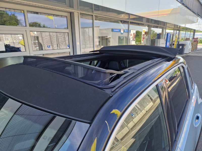 RENAULT R4 E-Tech Comfort Range plein sud iconic-image-4