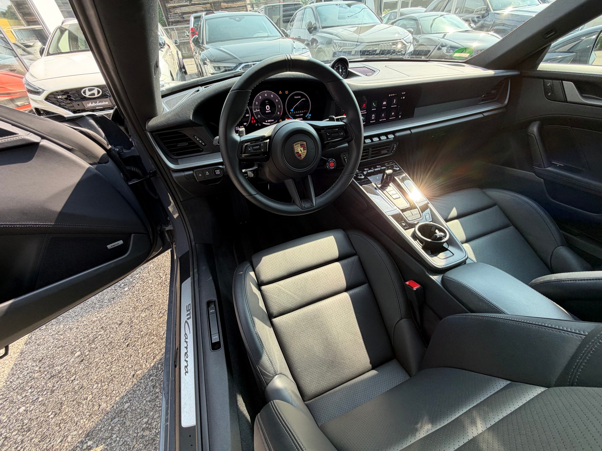 PORSCHE 911 Carrera PDK-image-9