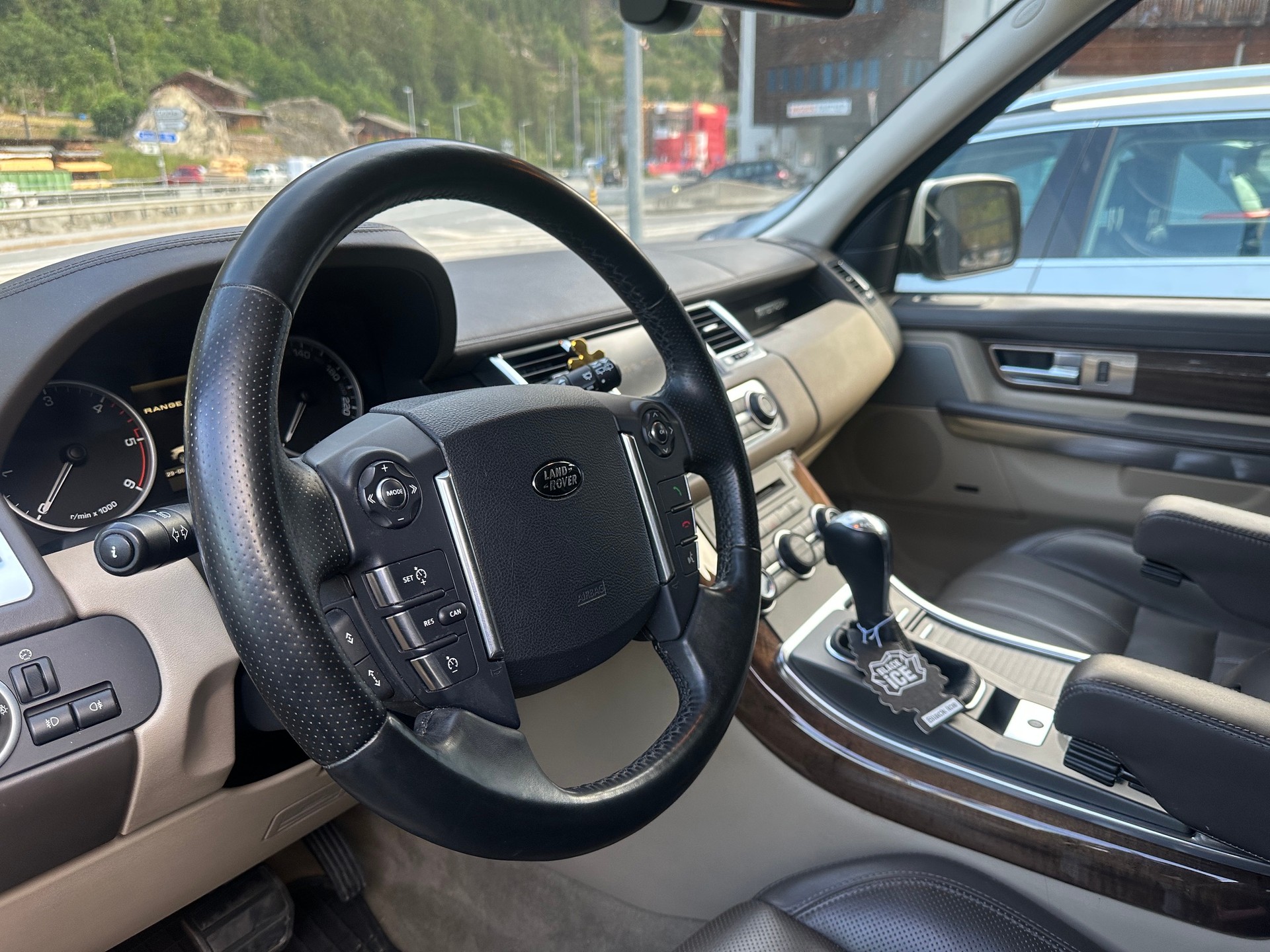LAND ROVER Range Rover Sport 3.6 Td8 HSE Automatic-image-10