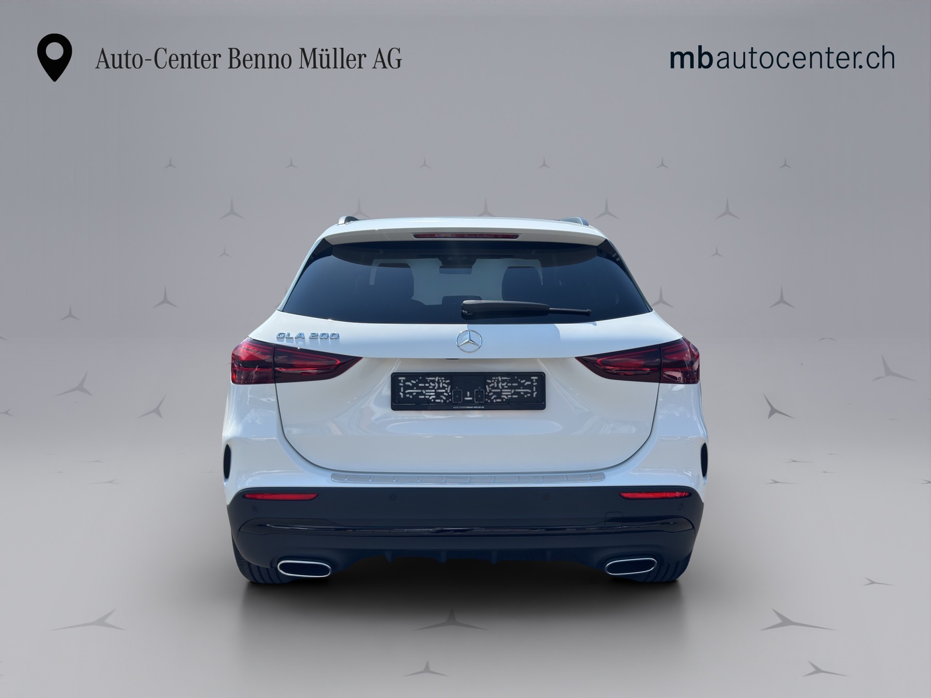 MERCEDES-BENZ GLA 200 Night Star AMG Line-image-3