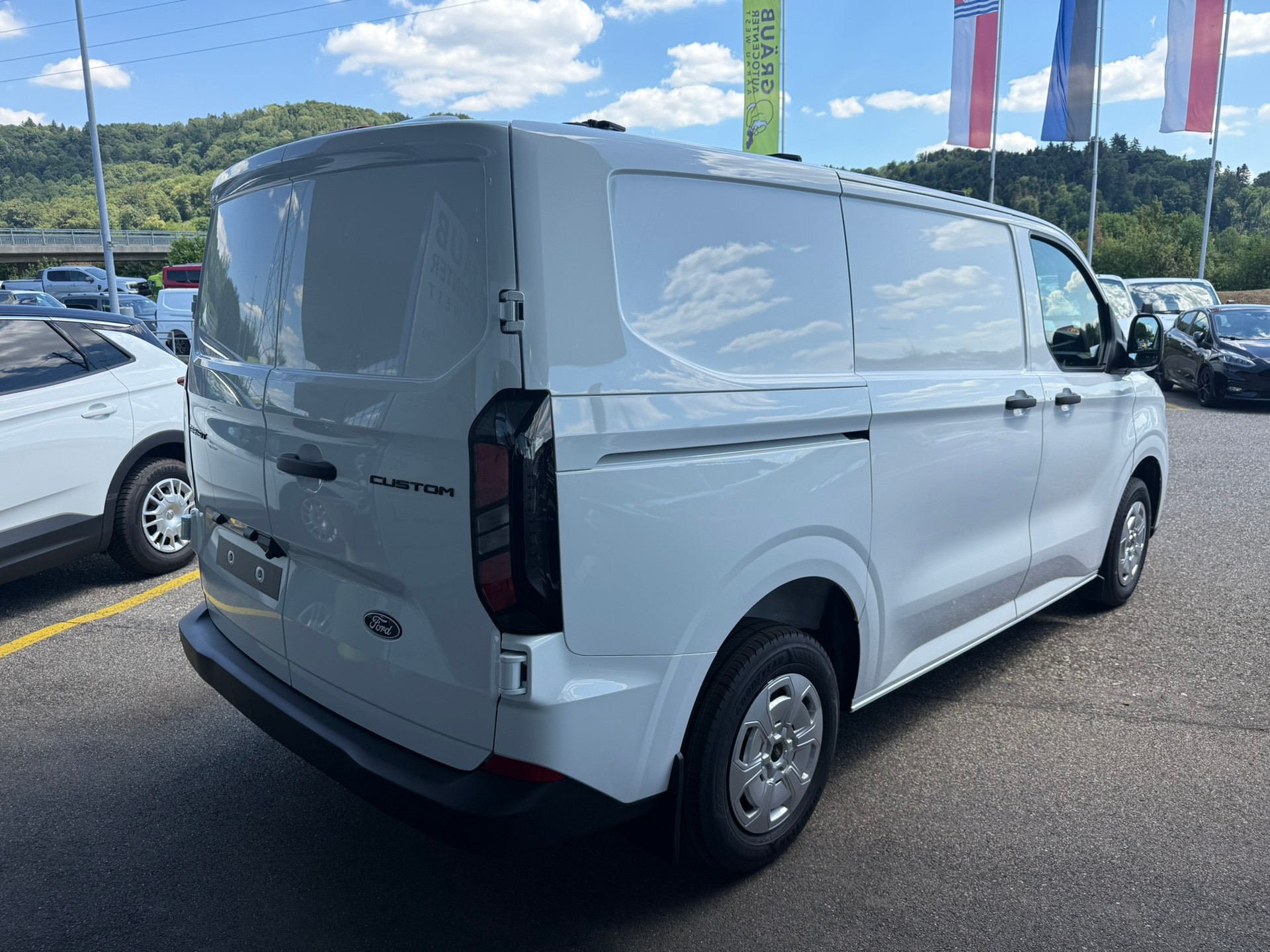 FORD Transit Custom Van 280 L1H1 Trend-image-5