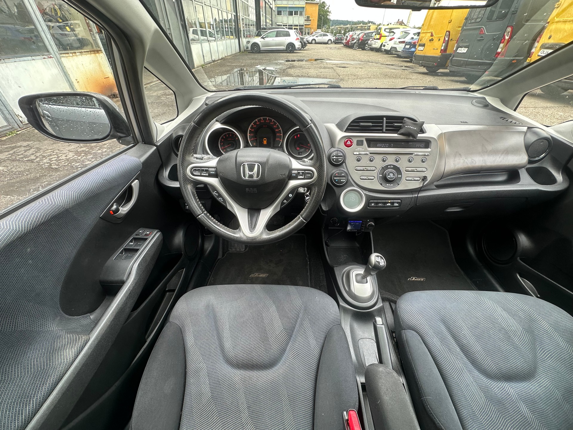 HONDA Jazz 1.4i Exclusive i-Shift-image-8