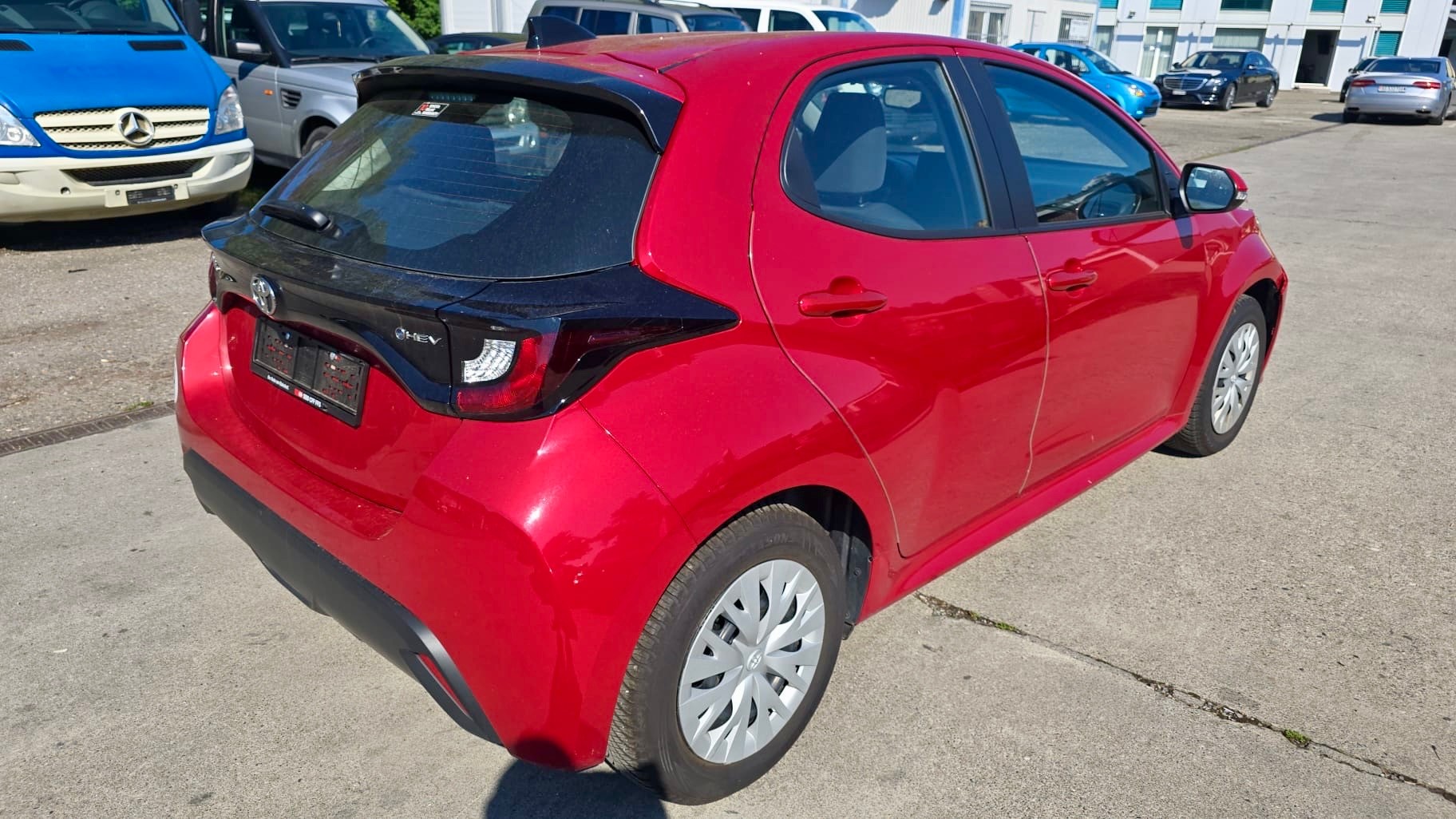 TOYOTA Yaris 1.5 Comfort-image-2