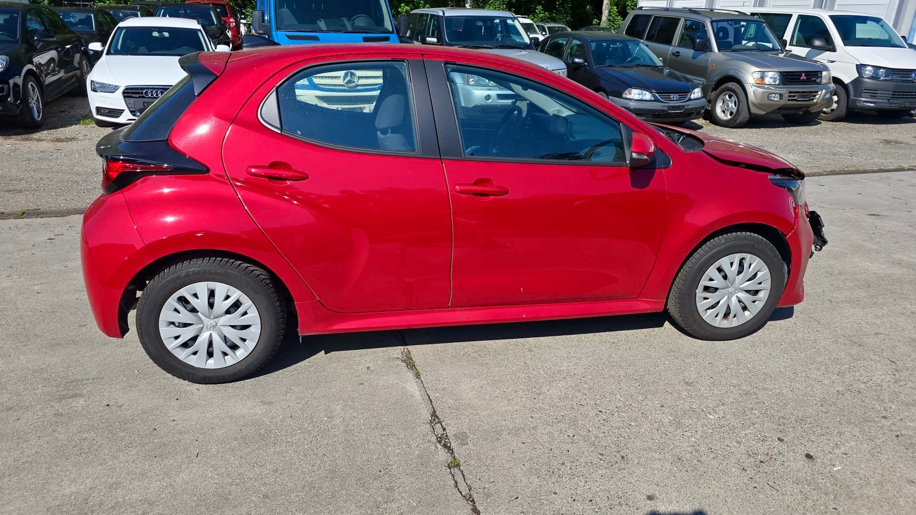 TOYOTA Yaris 1.5 Comfort-image-4