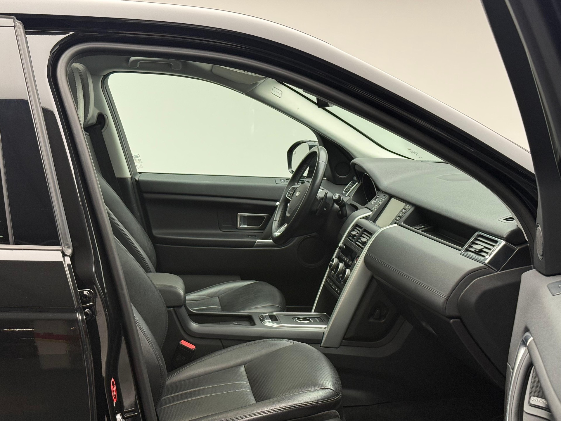 LAND ROVER Discovery Sport 2.0 Si4 SE-image-9