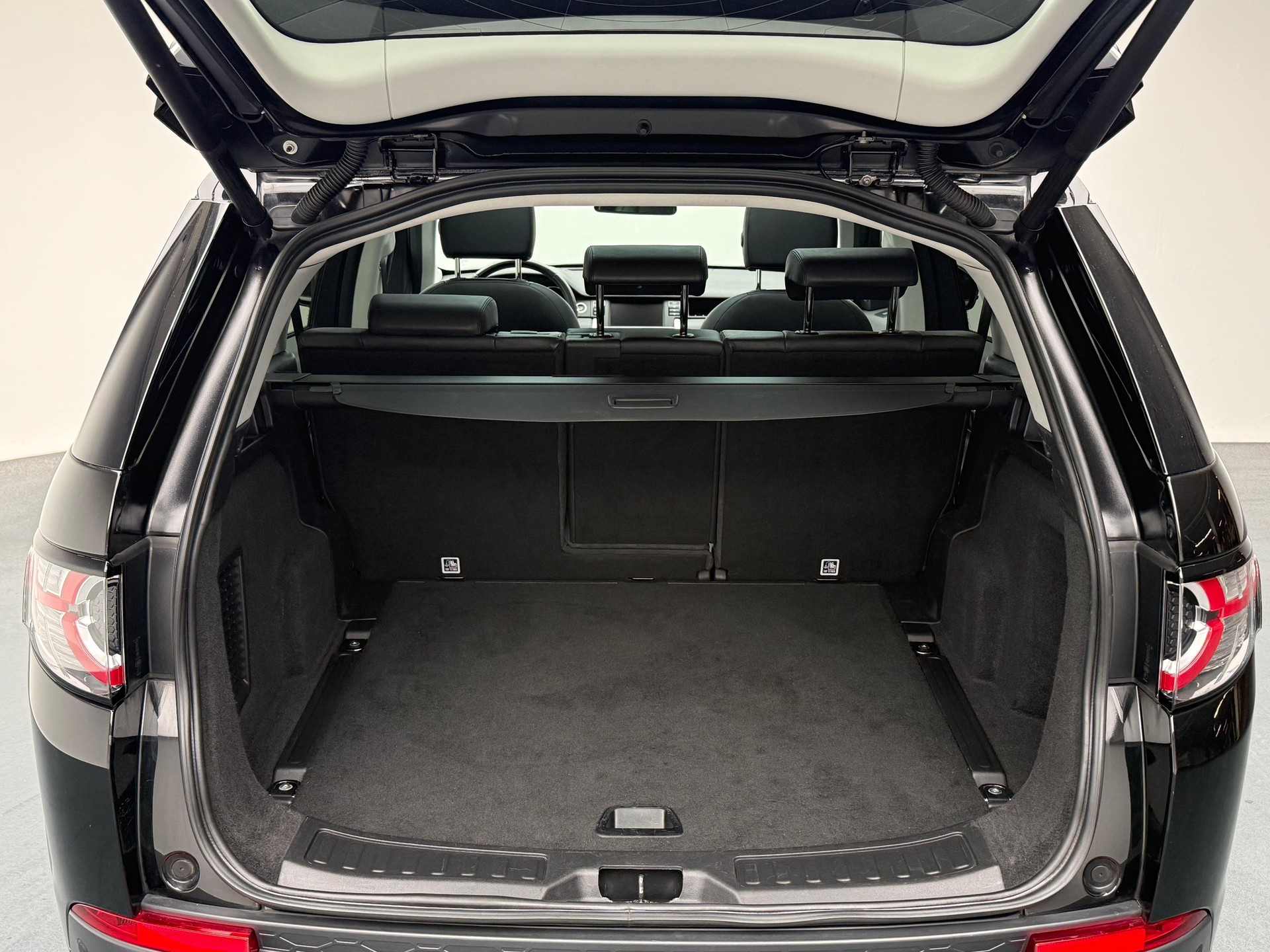 LAND ROVER Discovery Sport 2.0 Si4 SE-image-11