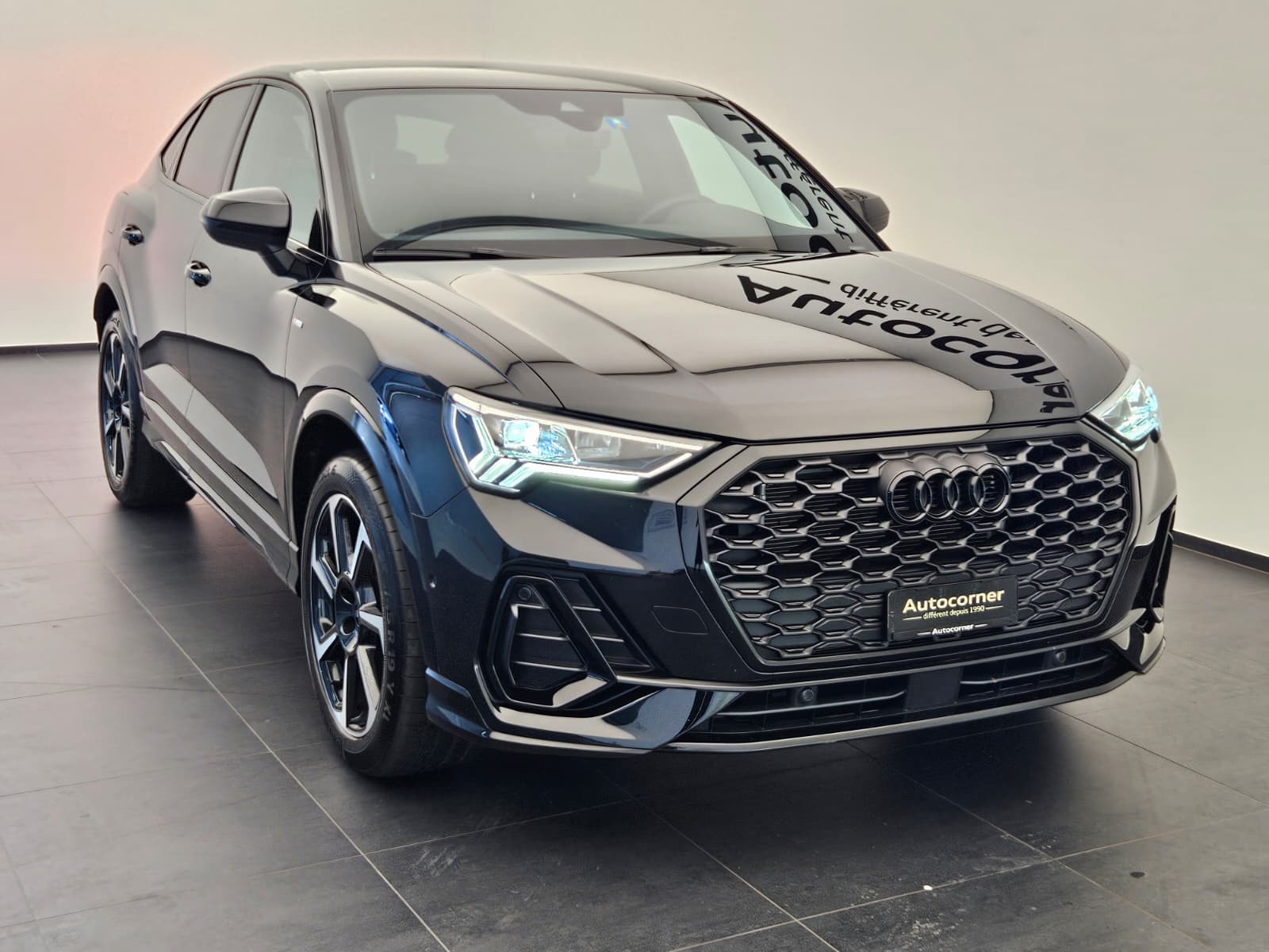 AUDI Q3 Sportback 35 TFSI S line Attraction S-tronic-image-4