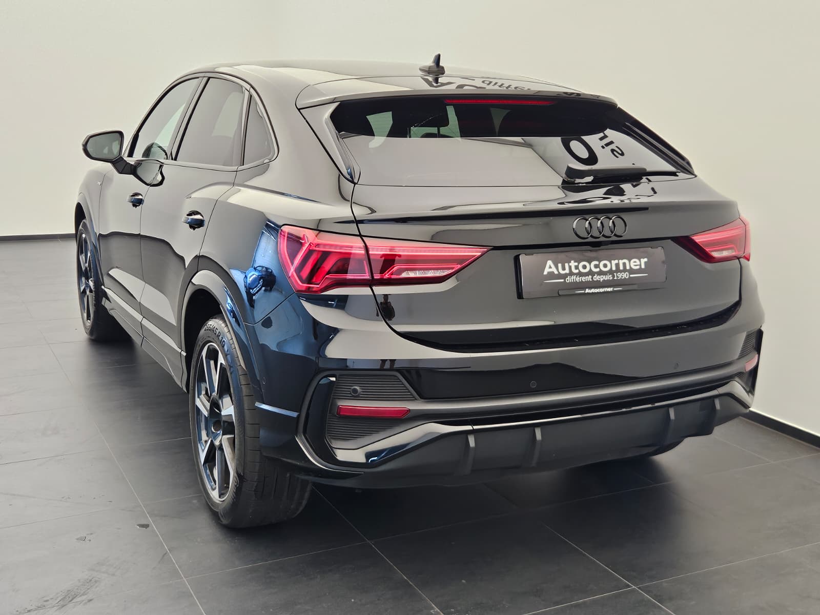 AUDI Q3 Sportback 35 TFSI S line Attraction S-tronic-image-8