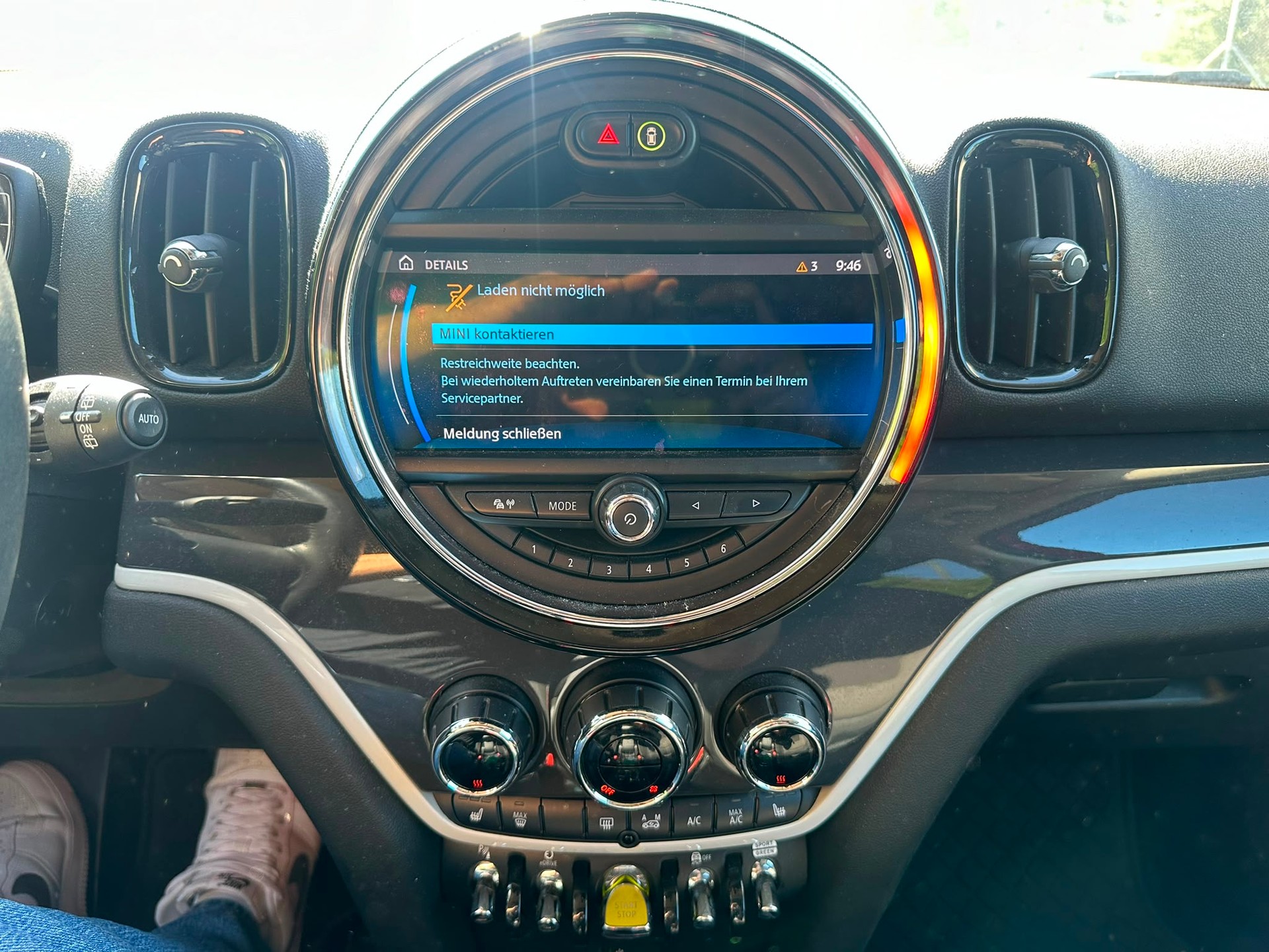 MINI Countryman Cooper S E ALL4 PHEV Steptronic-image-11