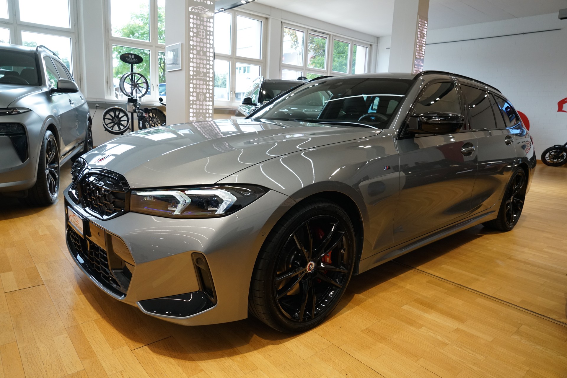 BMW M340i xDrive 48V Touring Steptronic M Sport Pro-image-0