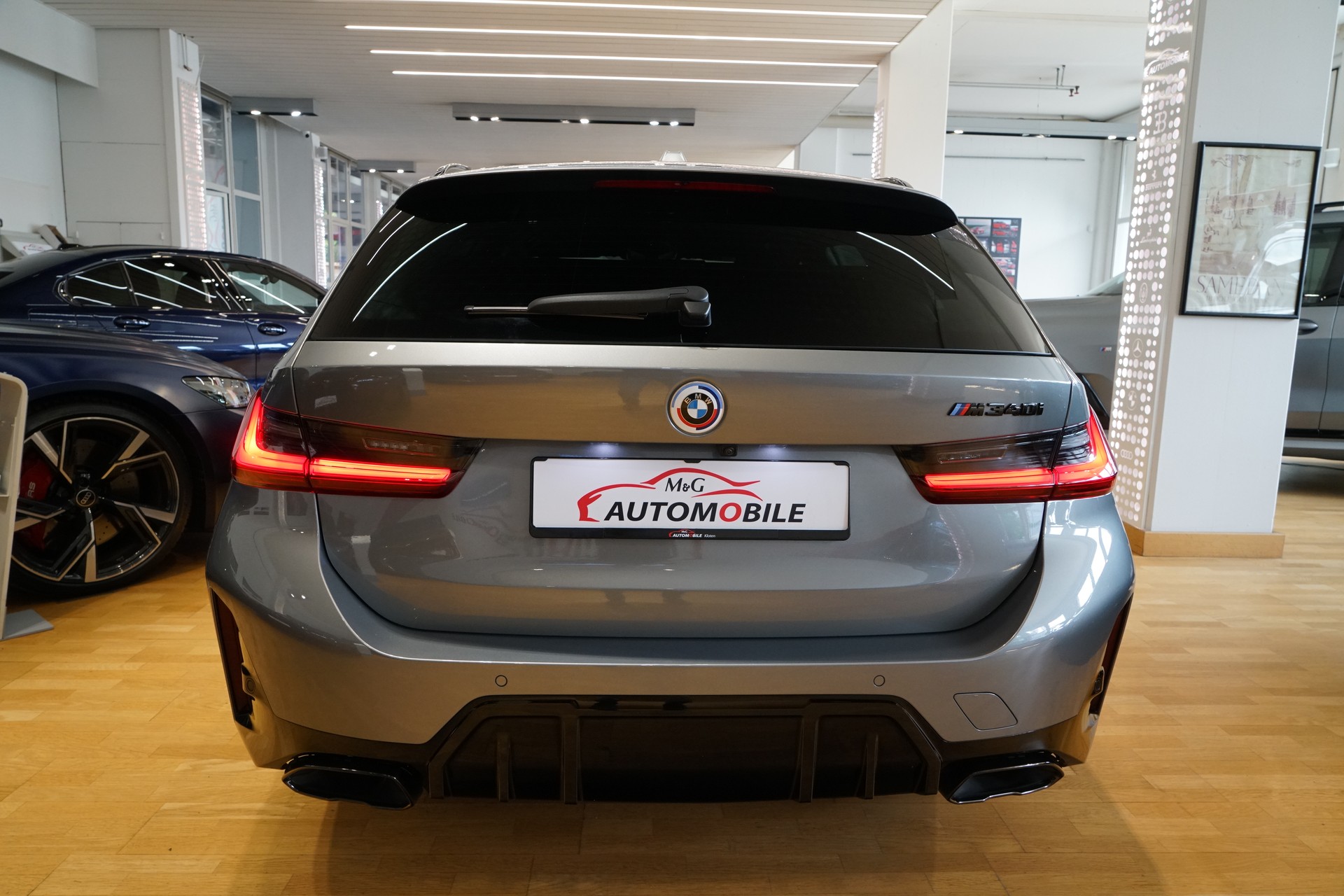 BMW M340i xDrive 48V Touring Steptronic M Sport Pro-image-6