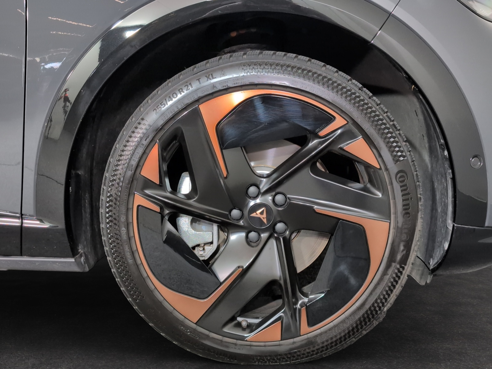 CUPRA Tavascan Type 9 77 kWh Adrenaline-image-4