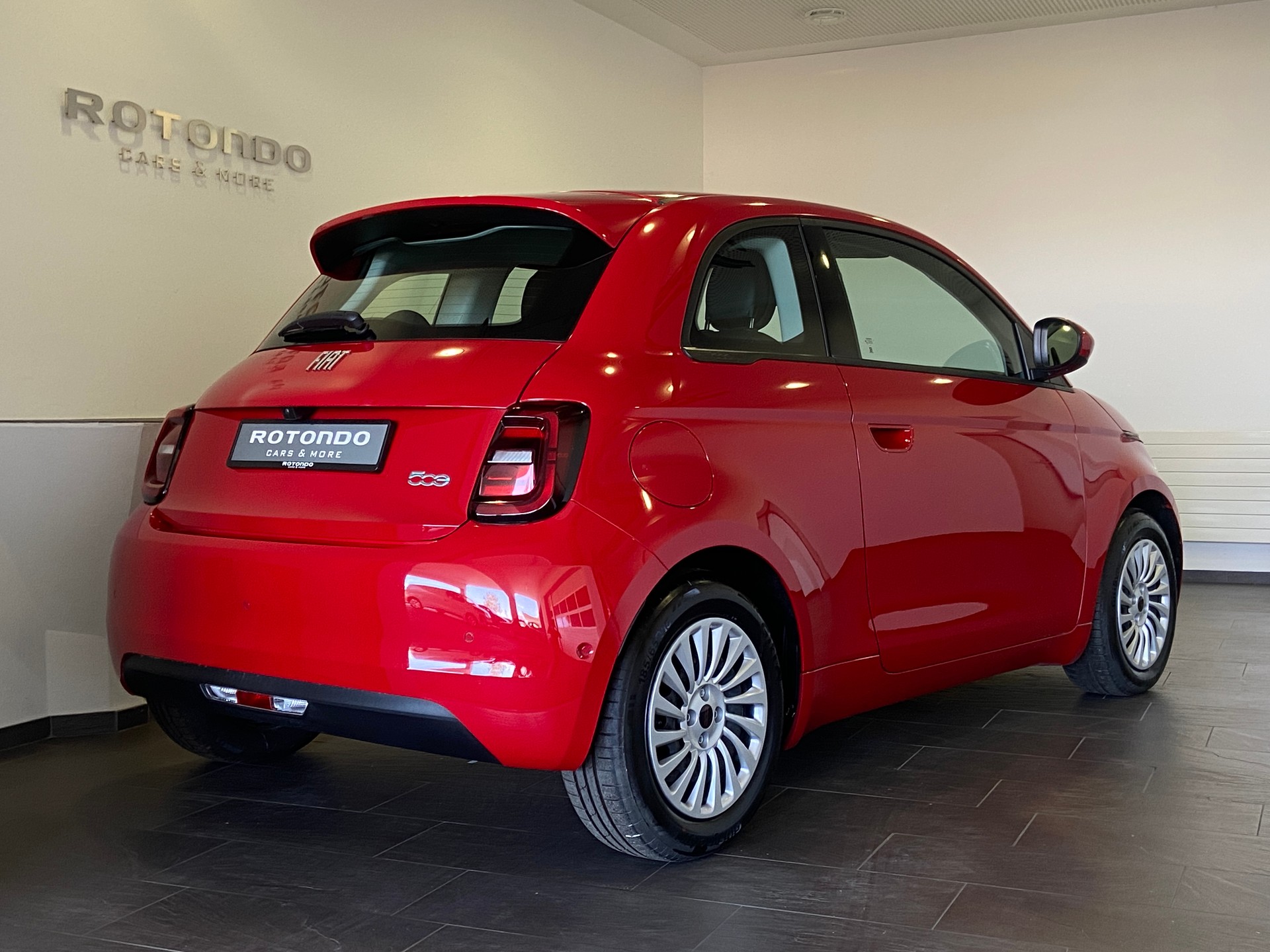 FIAT 500 electric 118PS Vita-image-1