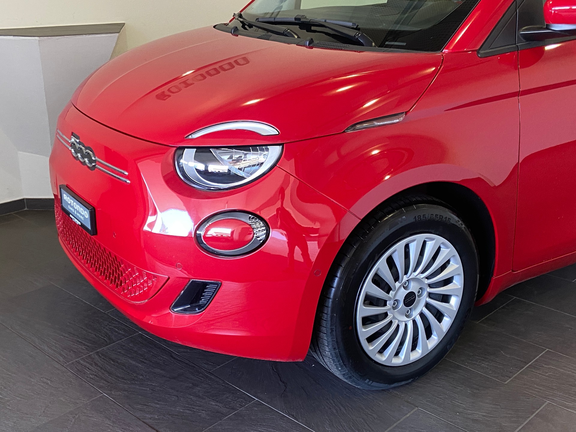 FIAT 500 electric 118PS Vita-image-2