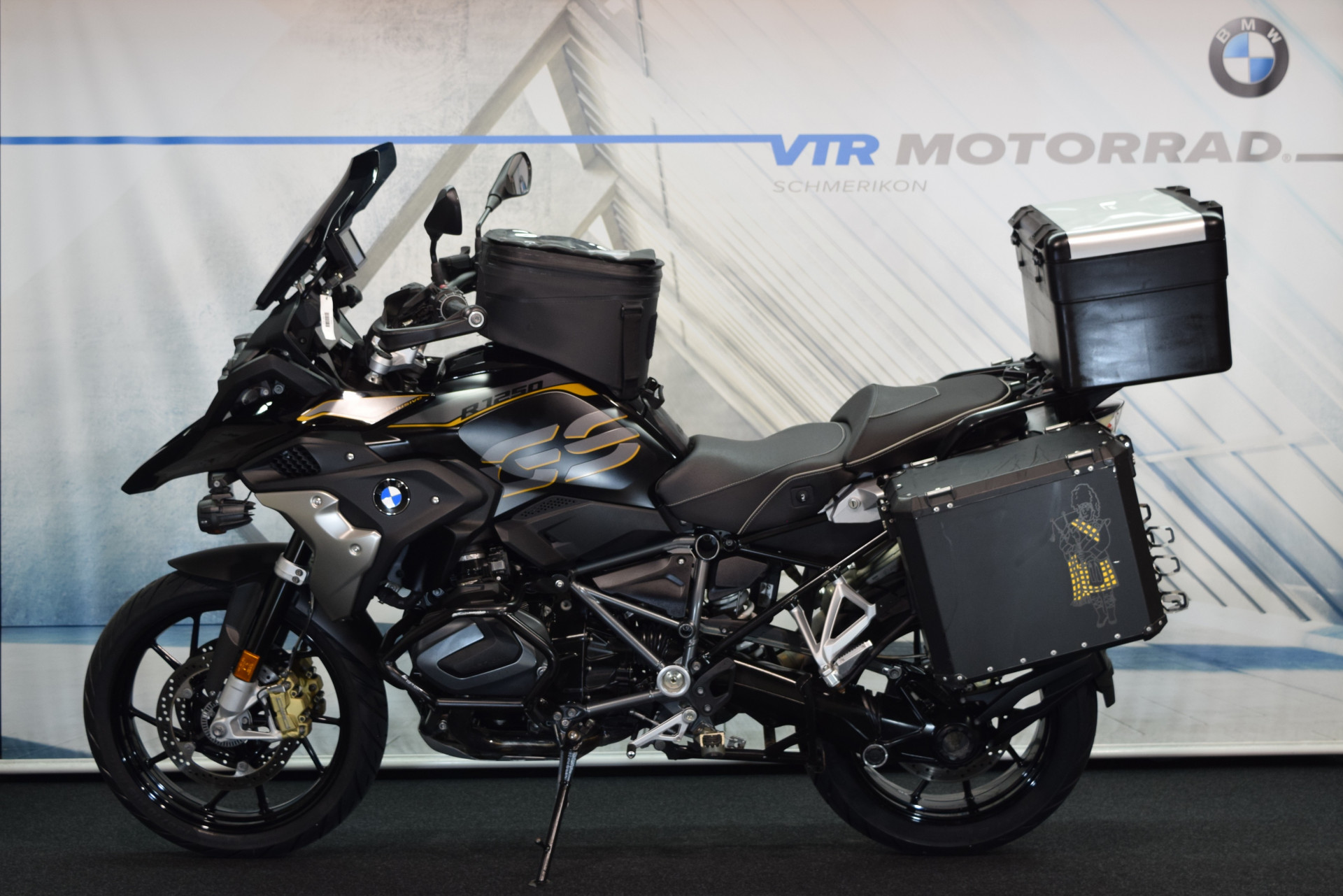 BMW R 1250 GS Exclusive inkl. Akrapovic & Navi-image-4