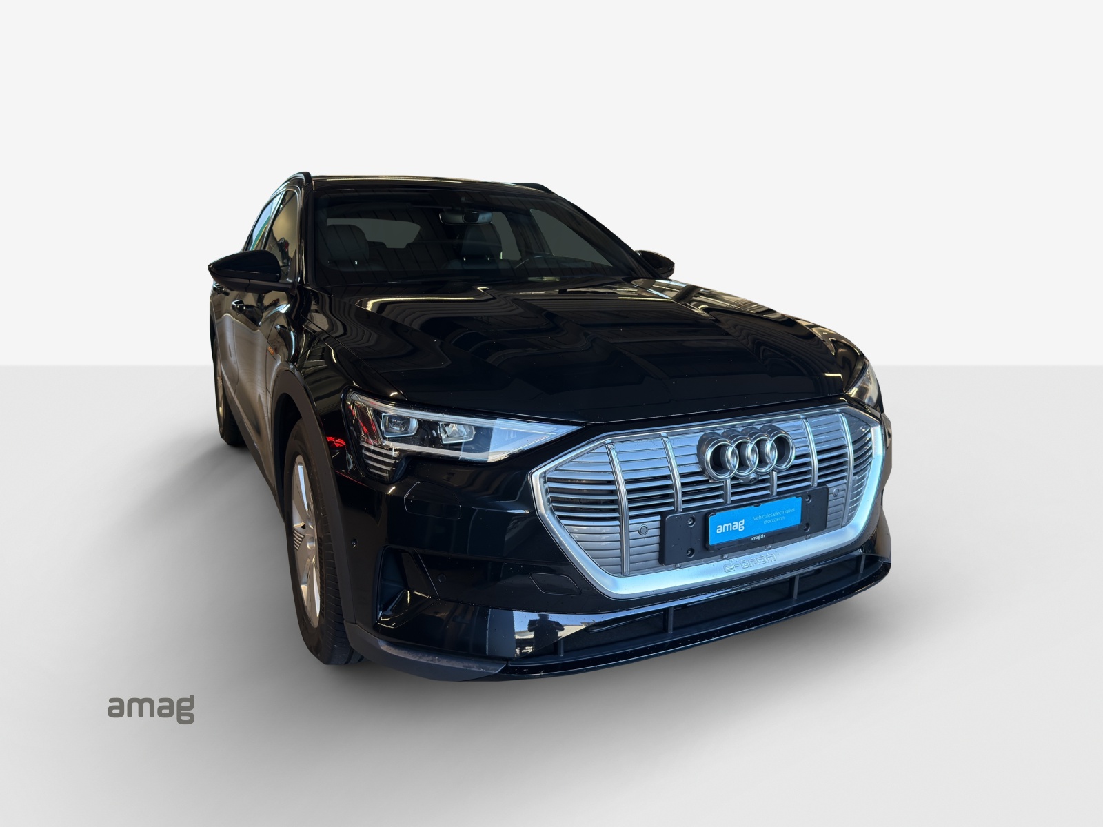 AUDI e-tron 50 Sportback quattro-image-5