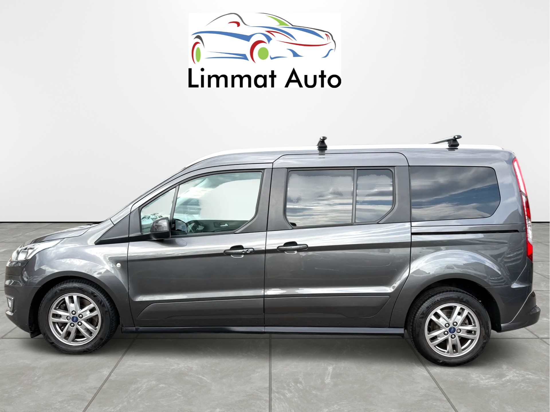 FORD Grand Tourneo Connect 1.5 EcoBlue Trend Automat-image-2