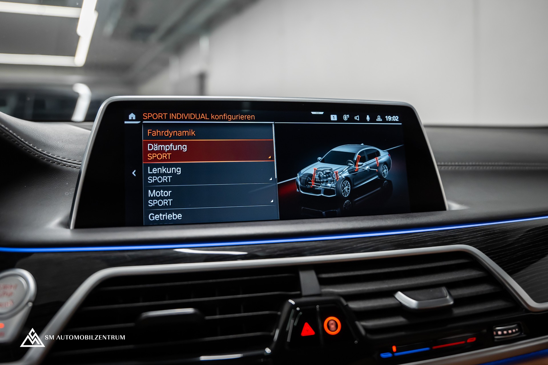 BMW 750i xDrive M Sport Steptronic / Vollausstattung / CH-Fahrzeug / Massagesitze-image-42