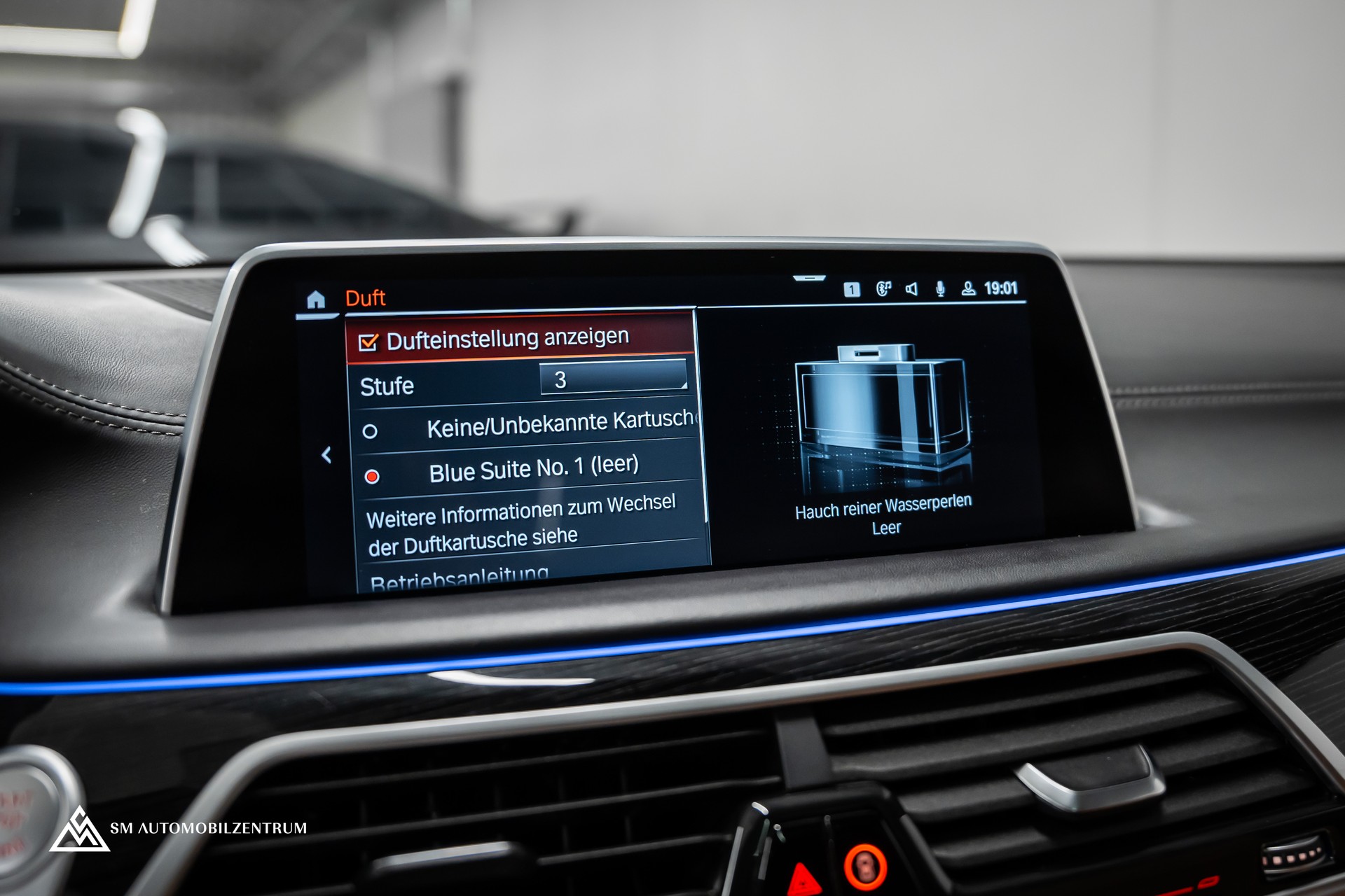 BMW 750i xDrive M Sport Steptronic / Vollausstattung / CH-Fahrzeug / Massagesitze-image-35