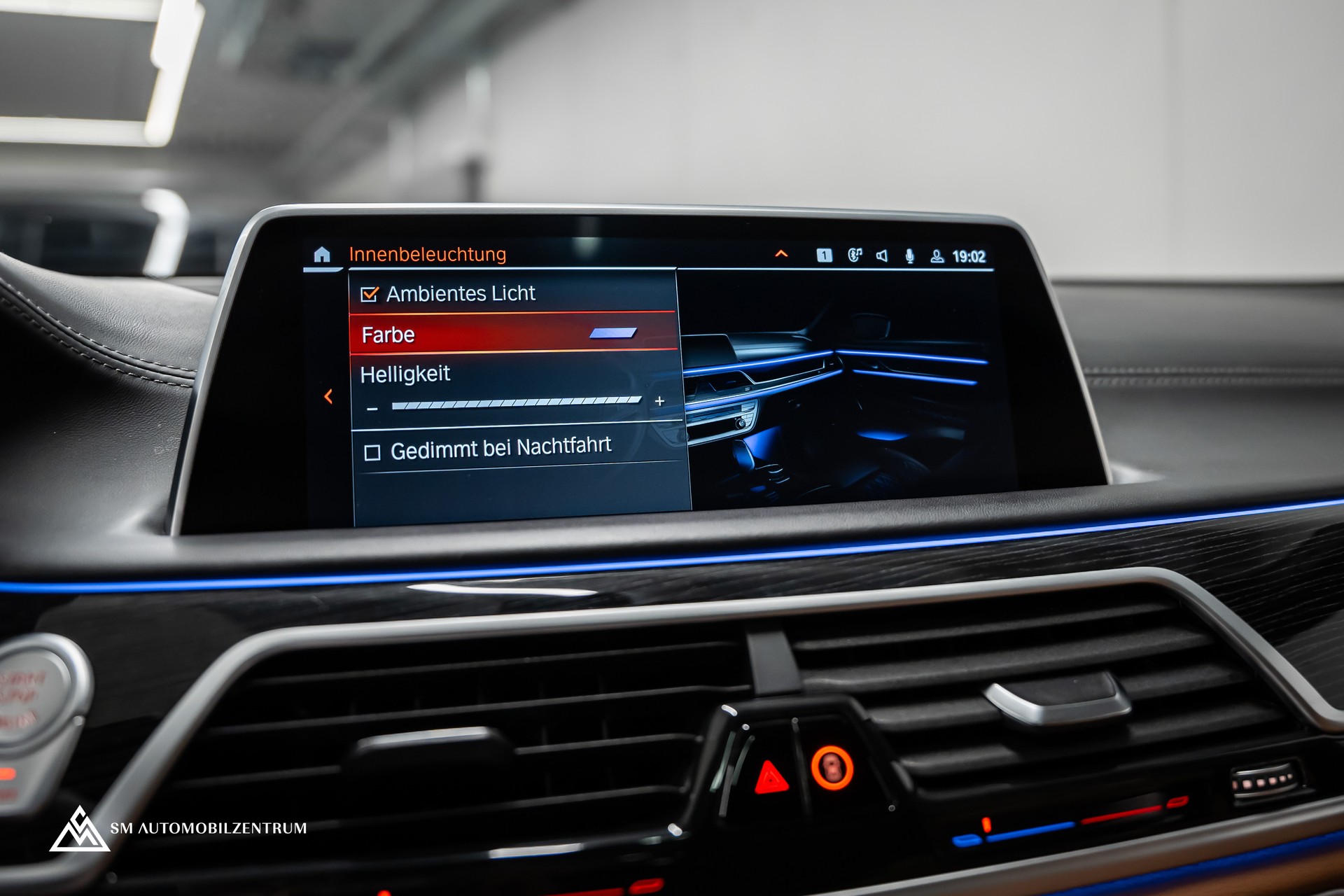 BMW 750i xDrive M Sport Steptronic / Vollausstattung / CH-Fahrzeug / Massagesitze-image-41