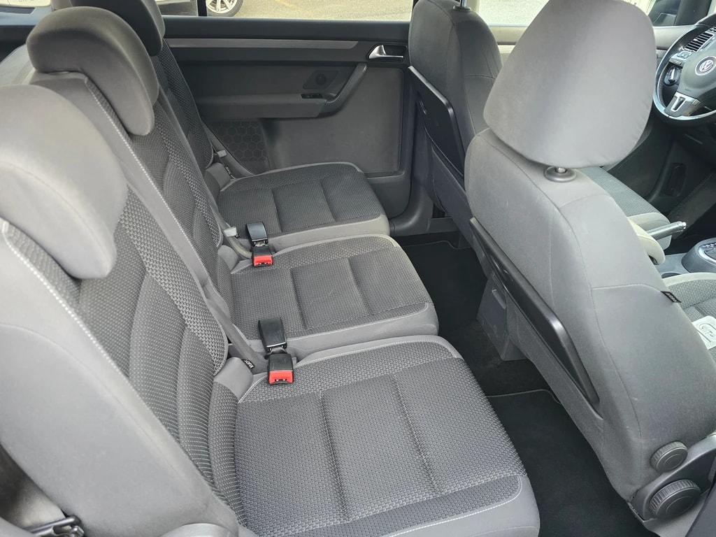 VW Touran 2.0 TDI BMT Comfortline DSG-image-8