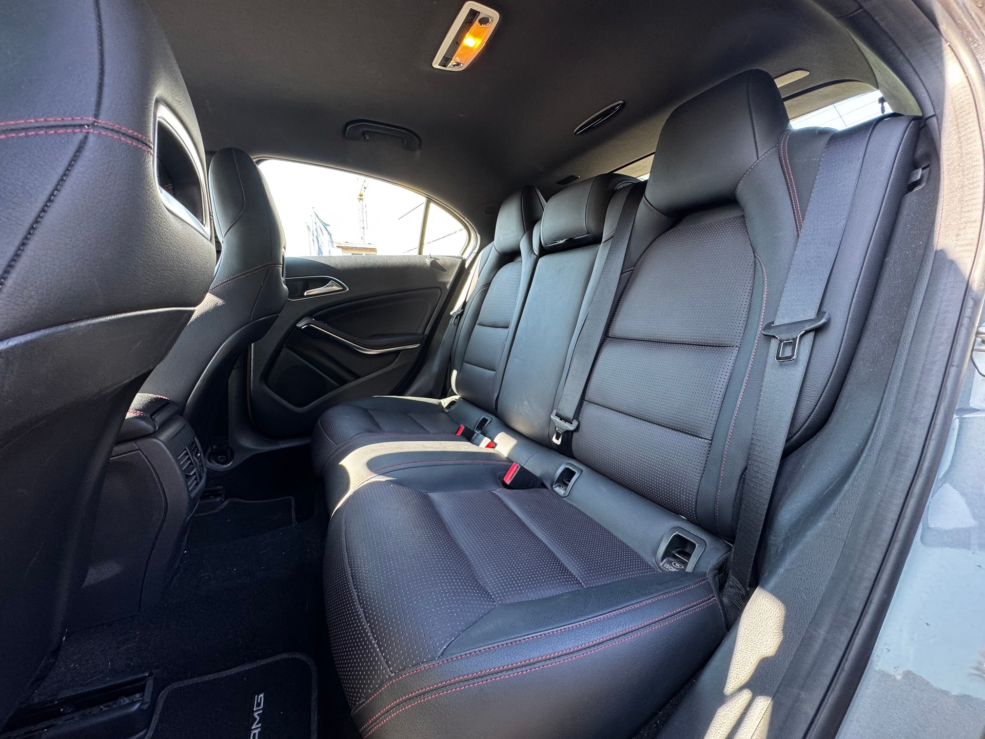 MERCEDES-BENZ A 250 AMG Line 4m-image-8