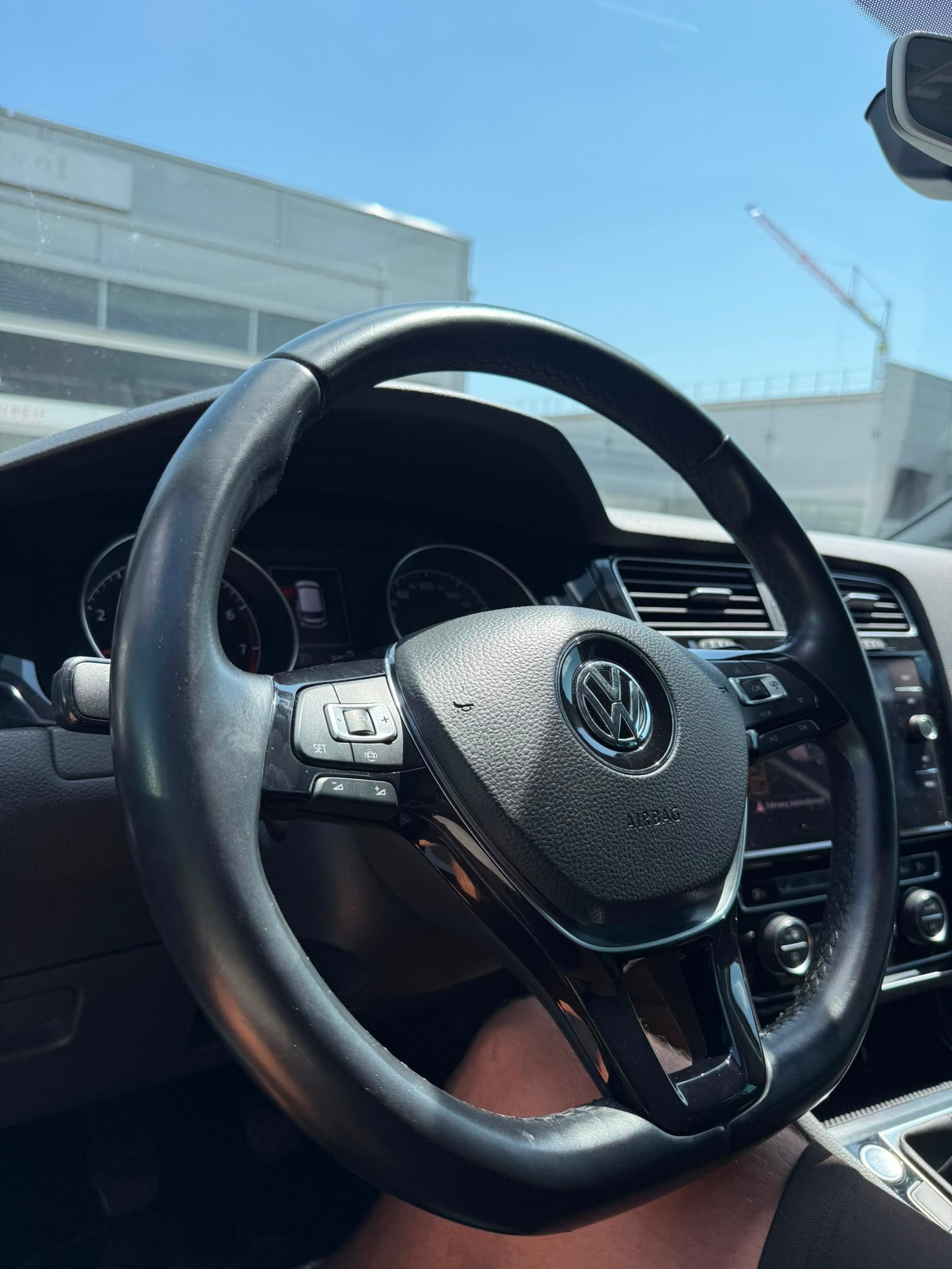 VW Golf 1.0 TSI Comfortline-image-11