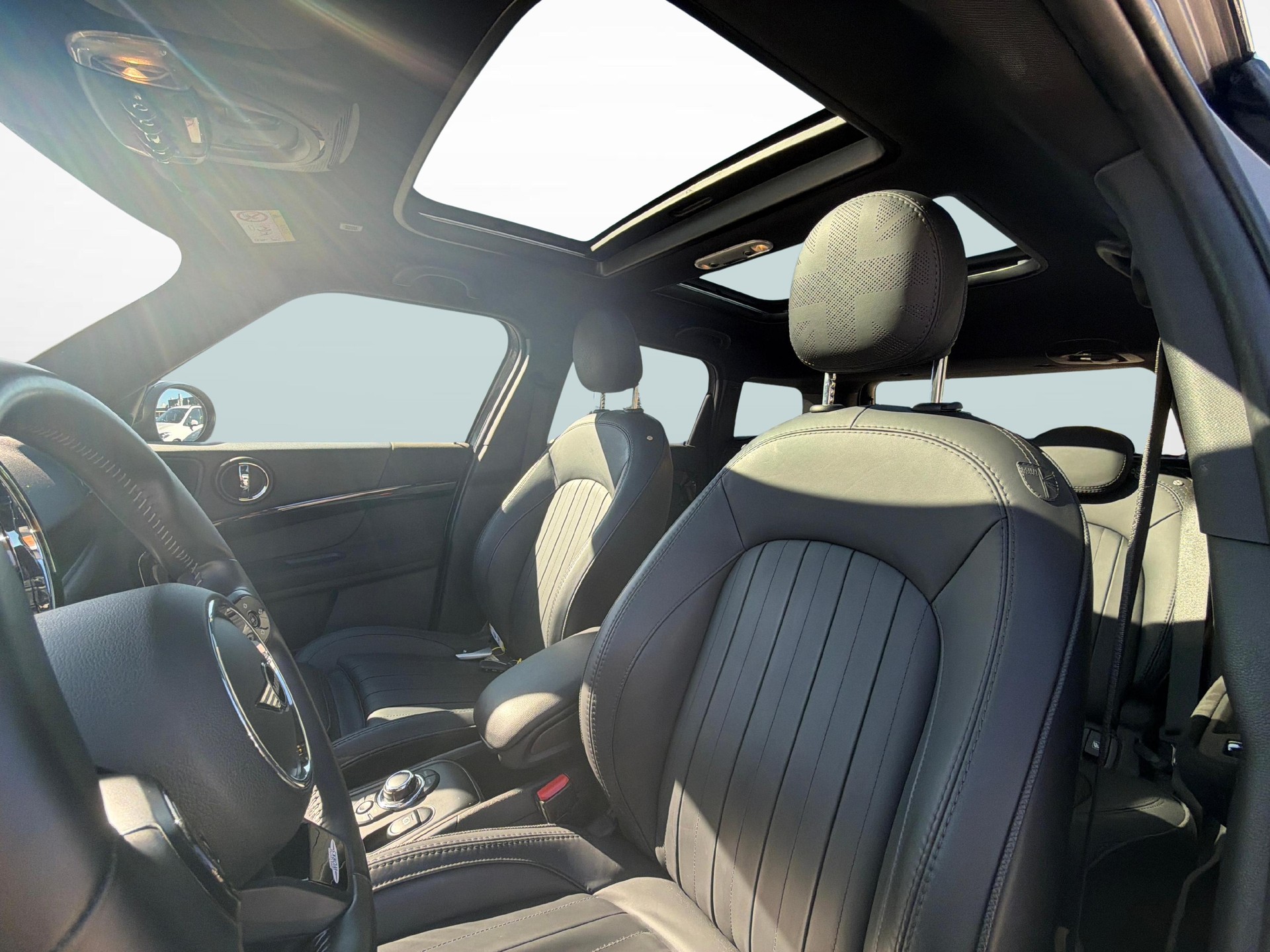 MINI Countryman F60 2.0i Cooper S SAG ALL4-image-11