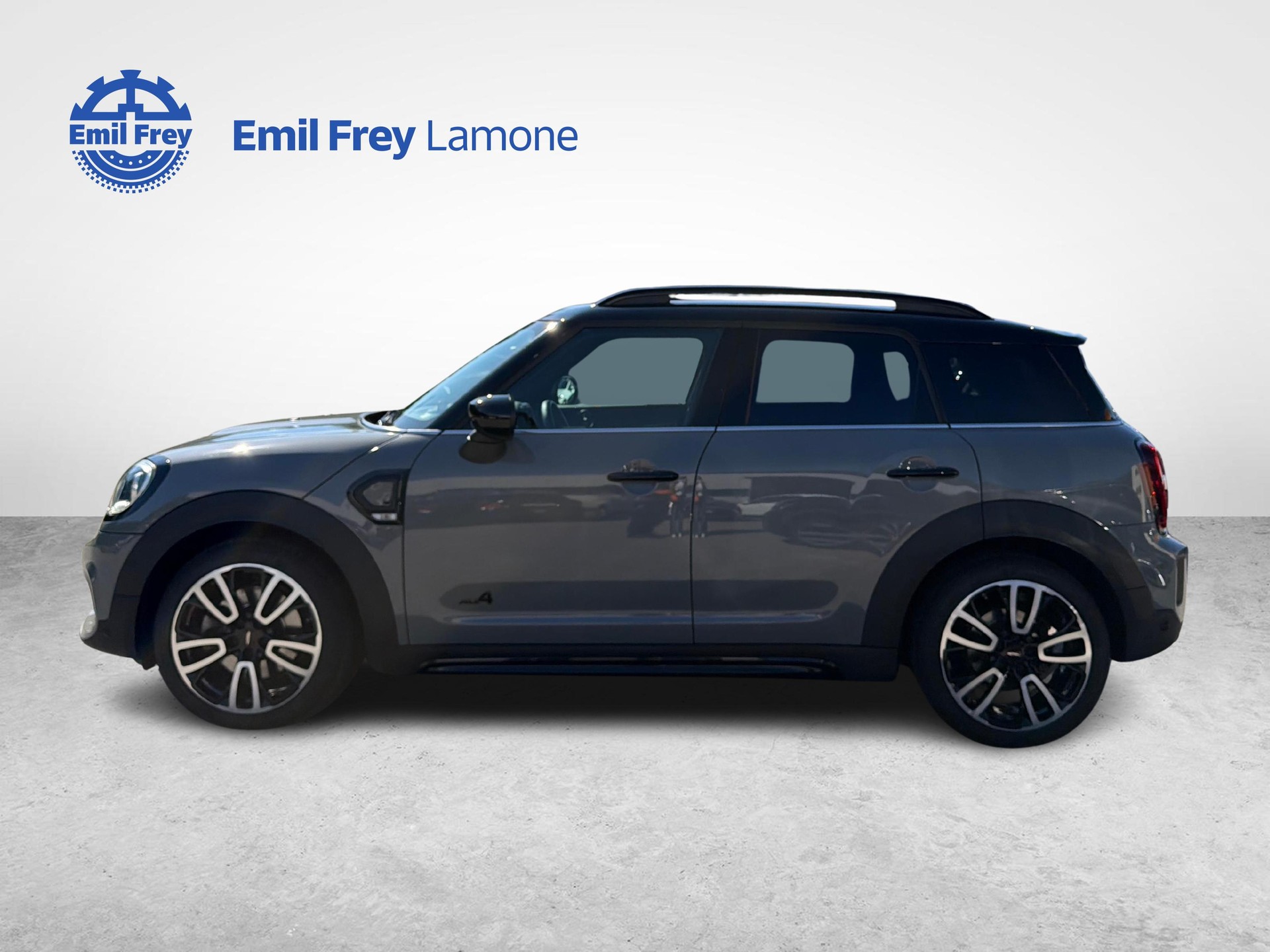 MINI Countryman F60 2.0i Cooper S SAG ALL4-image-2