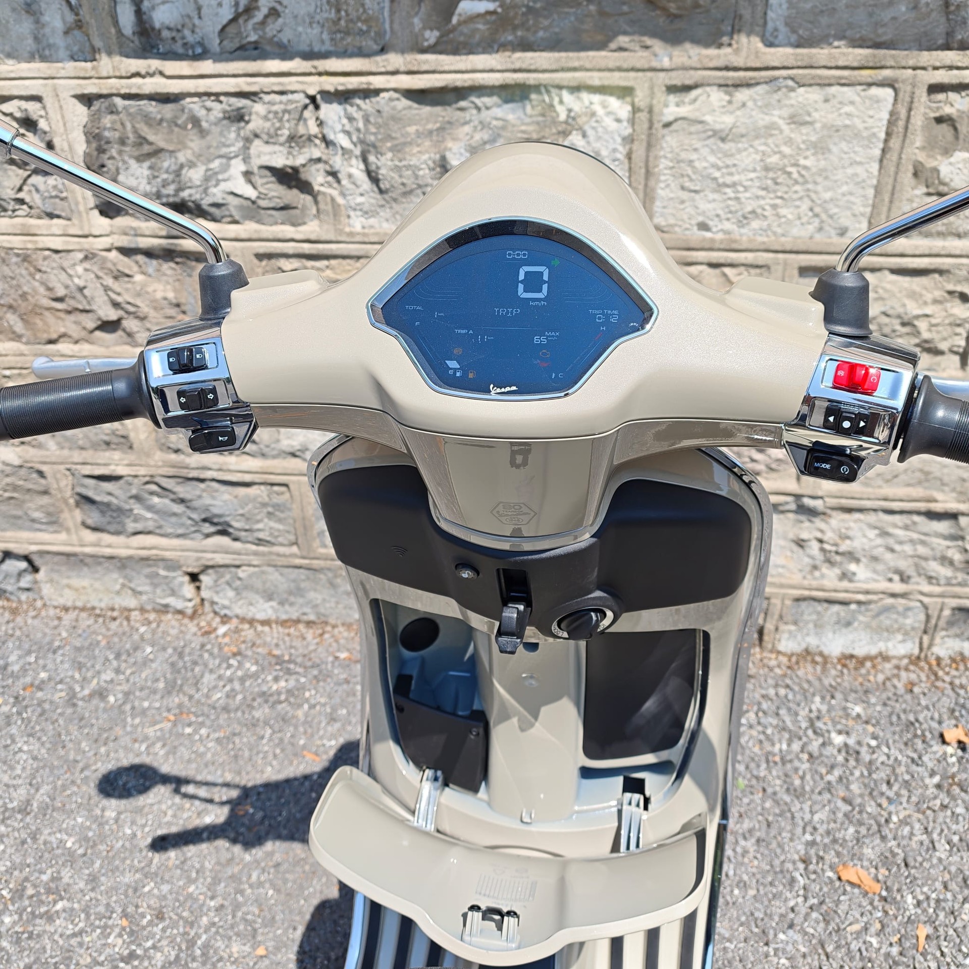 PIAGGIO Vespa 125 Primavera Euro 5+-image-4