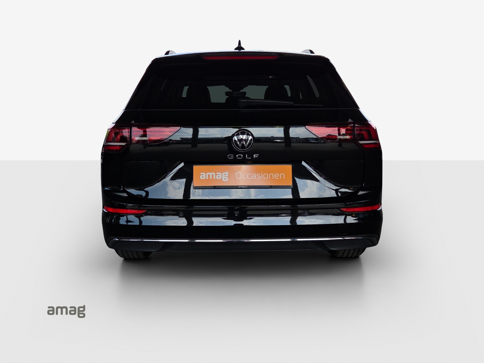 VW Golf Variant 2.0 TDI Style DSG-image-3