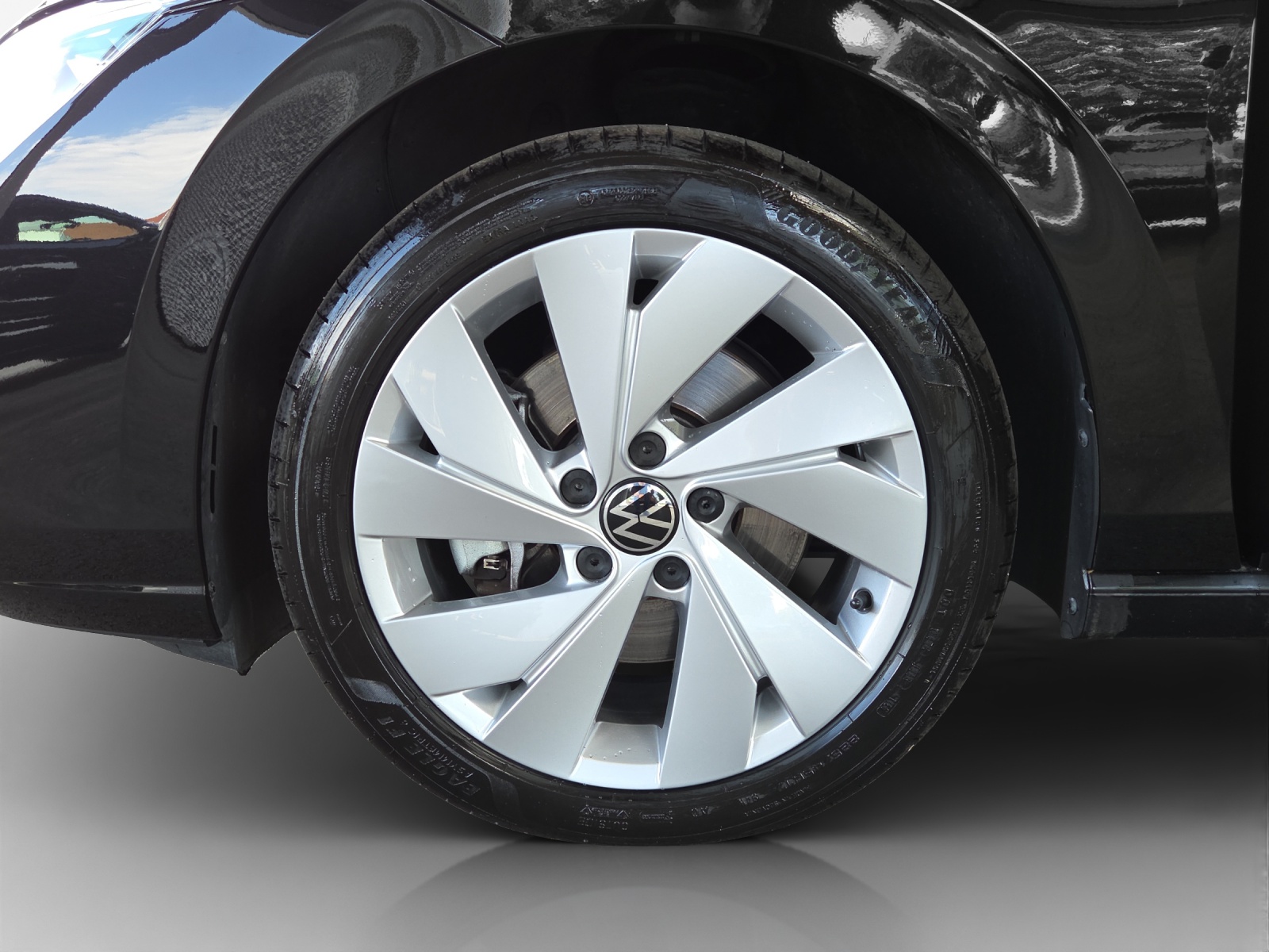 VW Golf Variant 2.0 TDI Style DSG-image-13