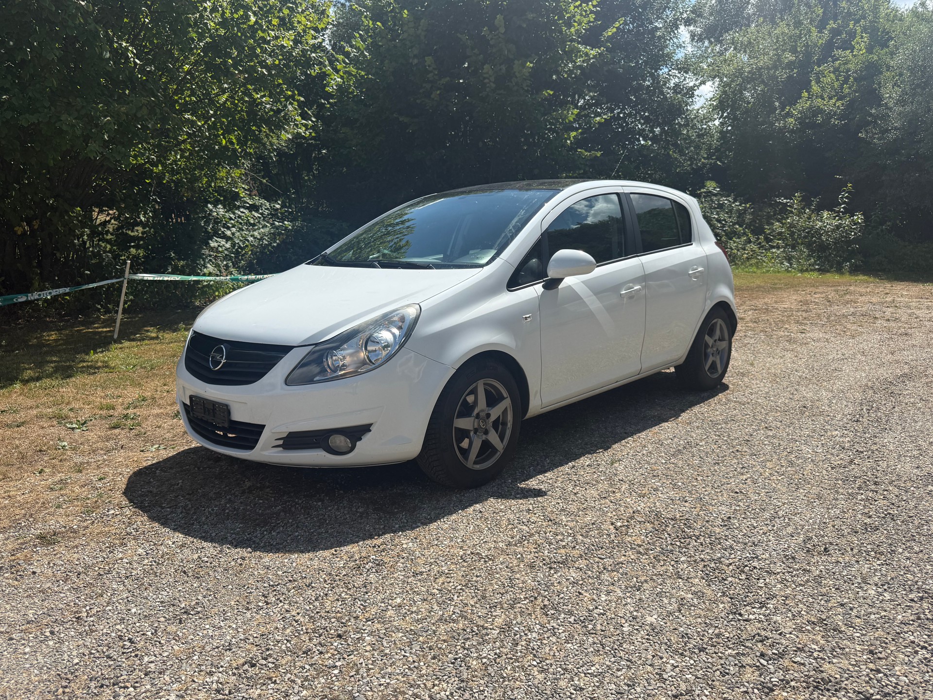 OPEL Corsa 1.4 TP Color Edition-image-0