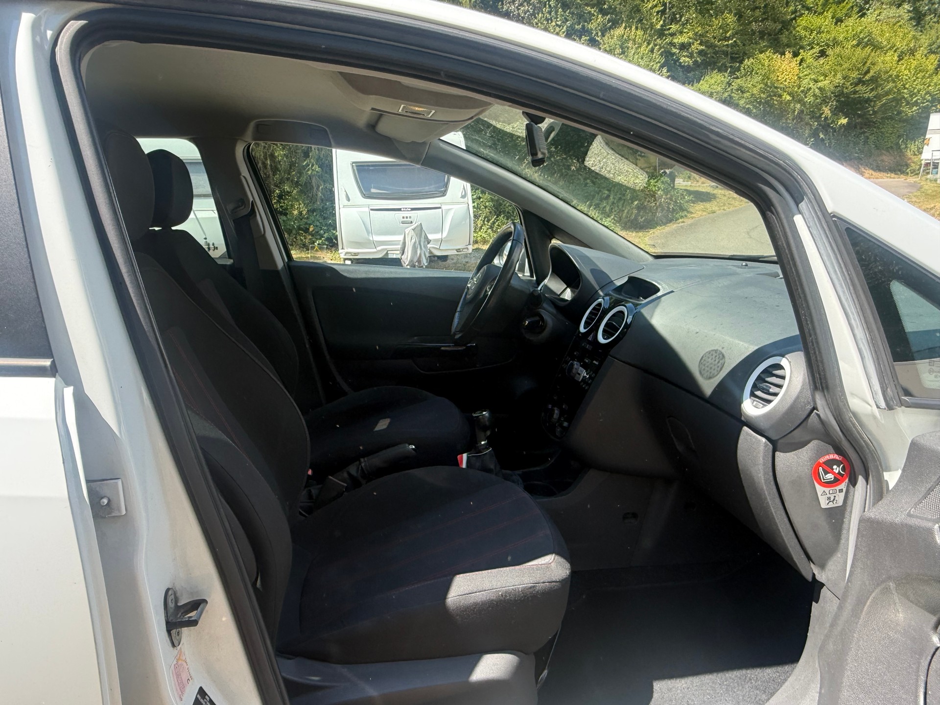 OPEL Corsa 1.4 TP Color Edition-image-8