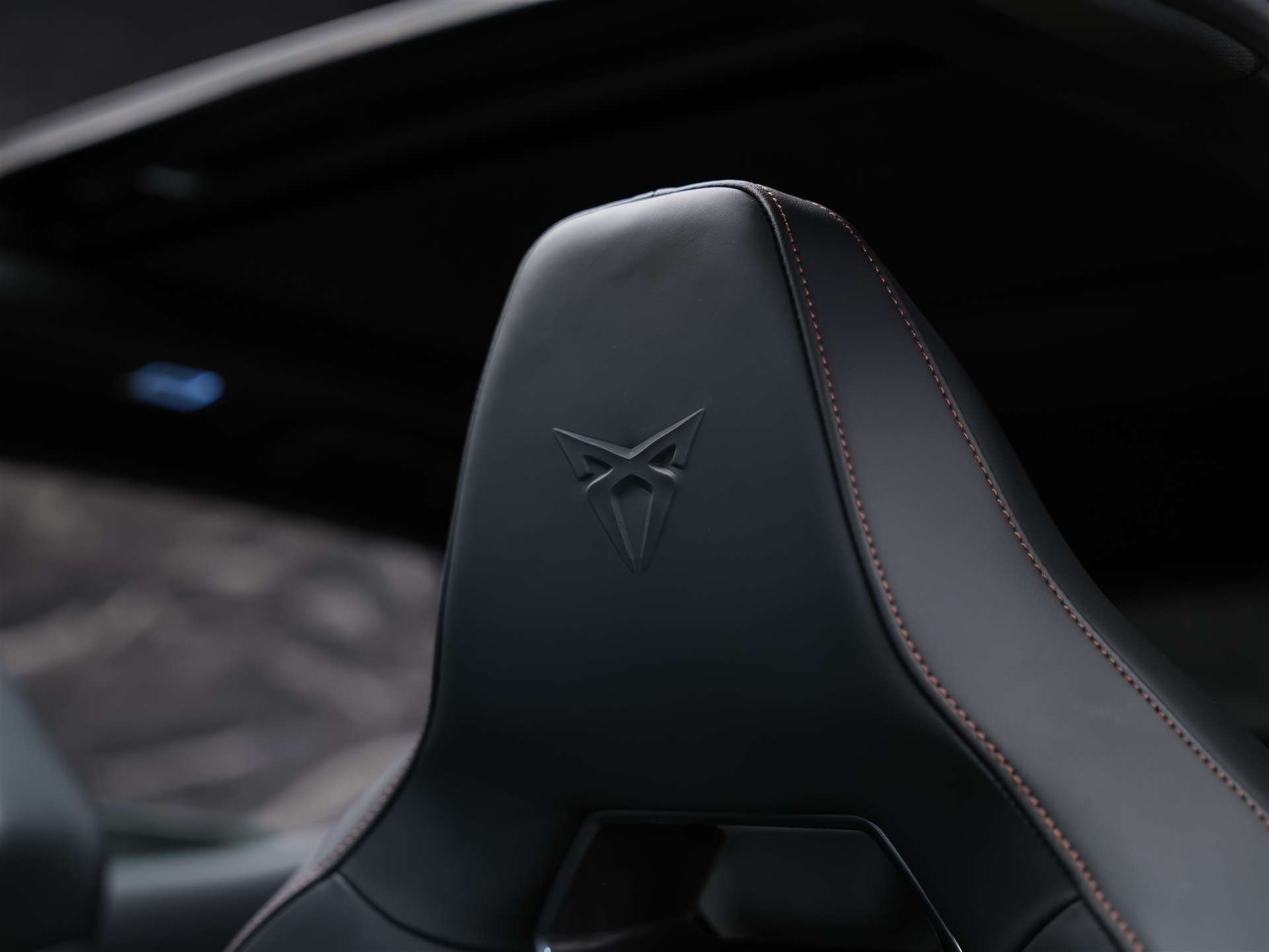 CUPRA Formentor 2.5TSI VZ5 4Drive DSG *Panorama*360° Kamera*El. Sitze*-image-10