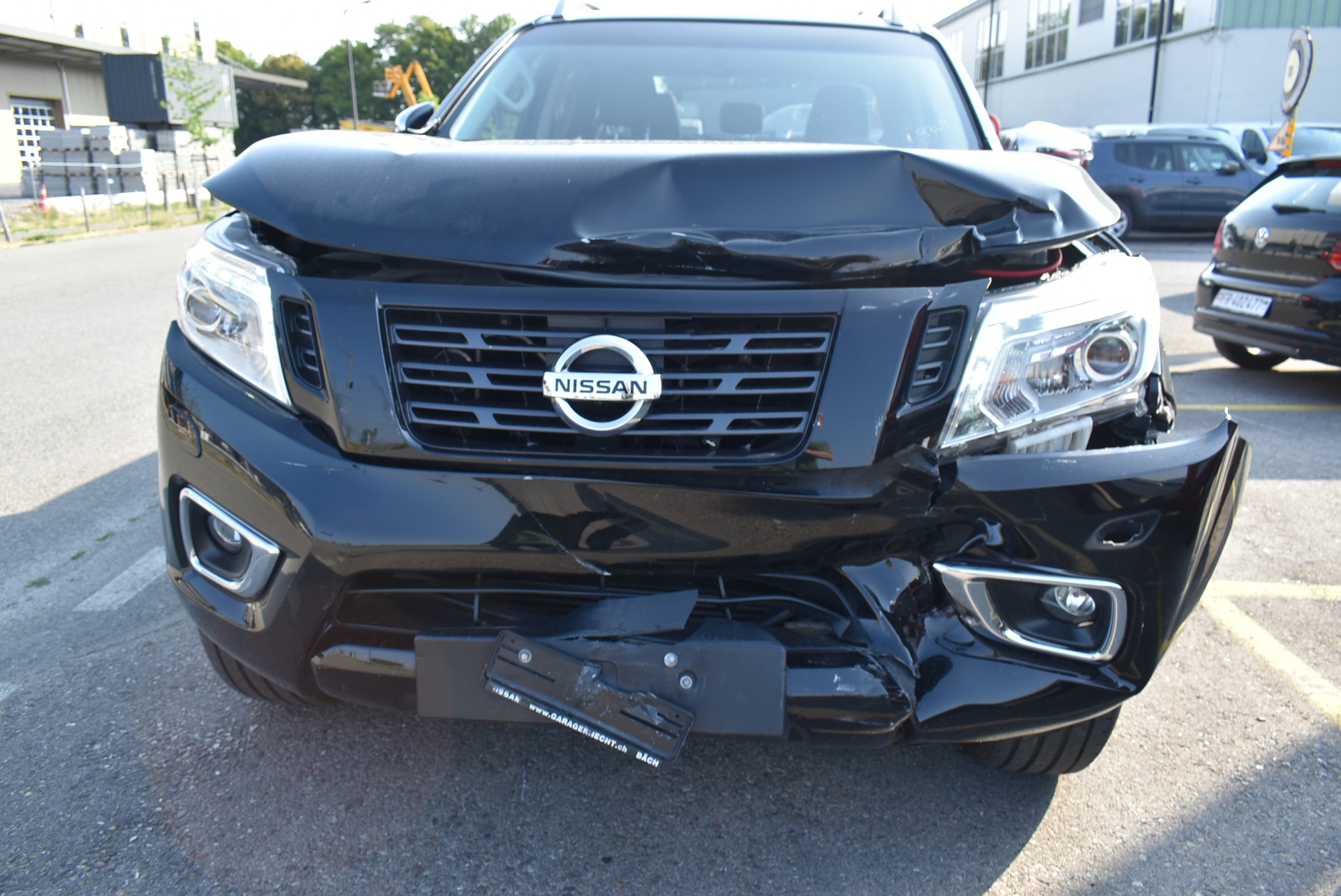 NISSAN Navara Double Cab Tekna 2.3 dCi 4WD Automatic-image-5