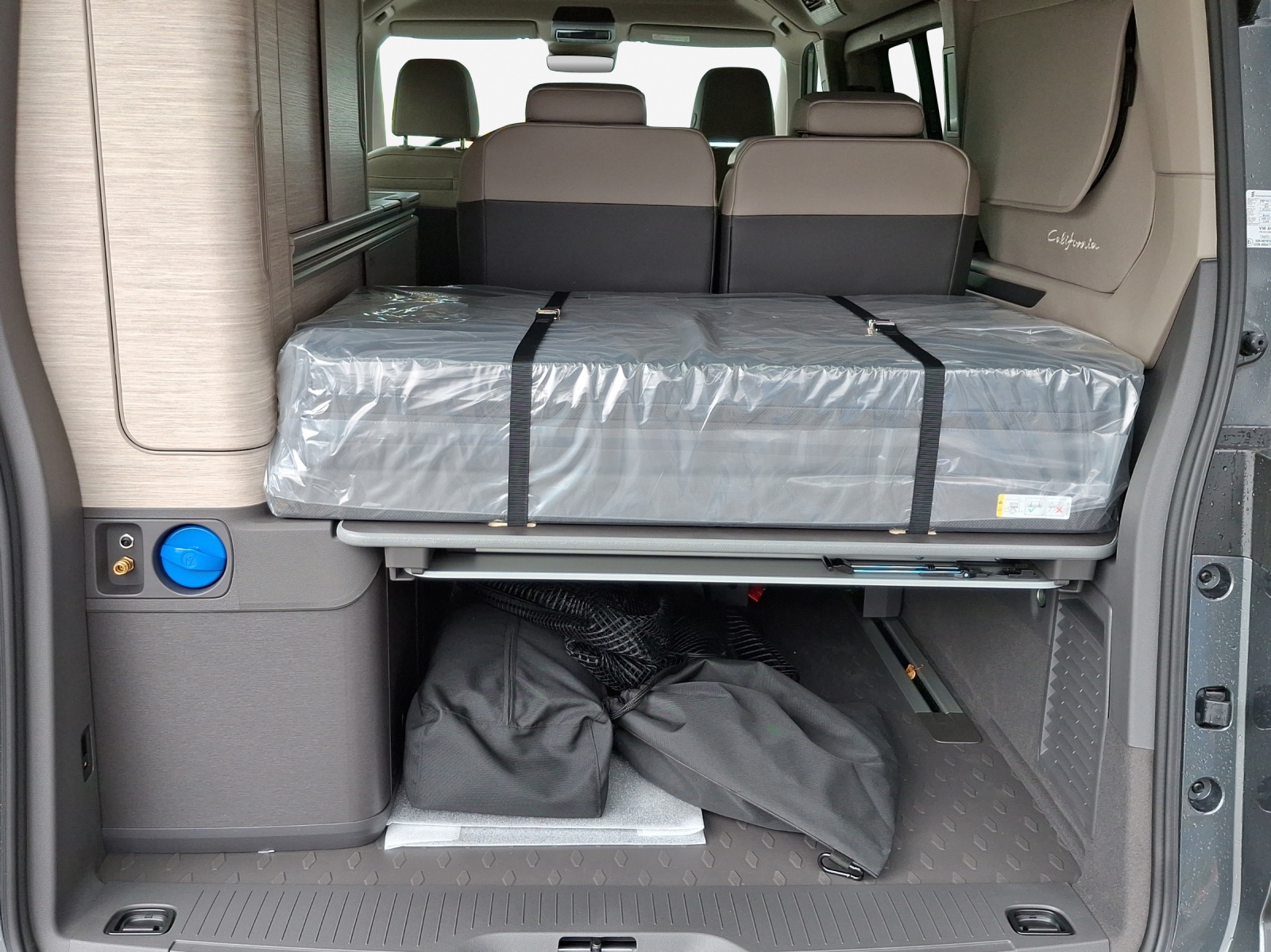 VW California eHybrid Ocean Liberty 4Motion-image-12