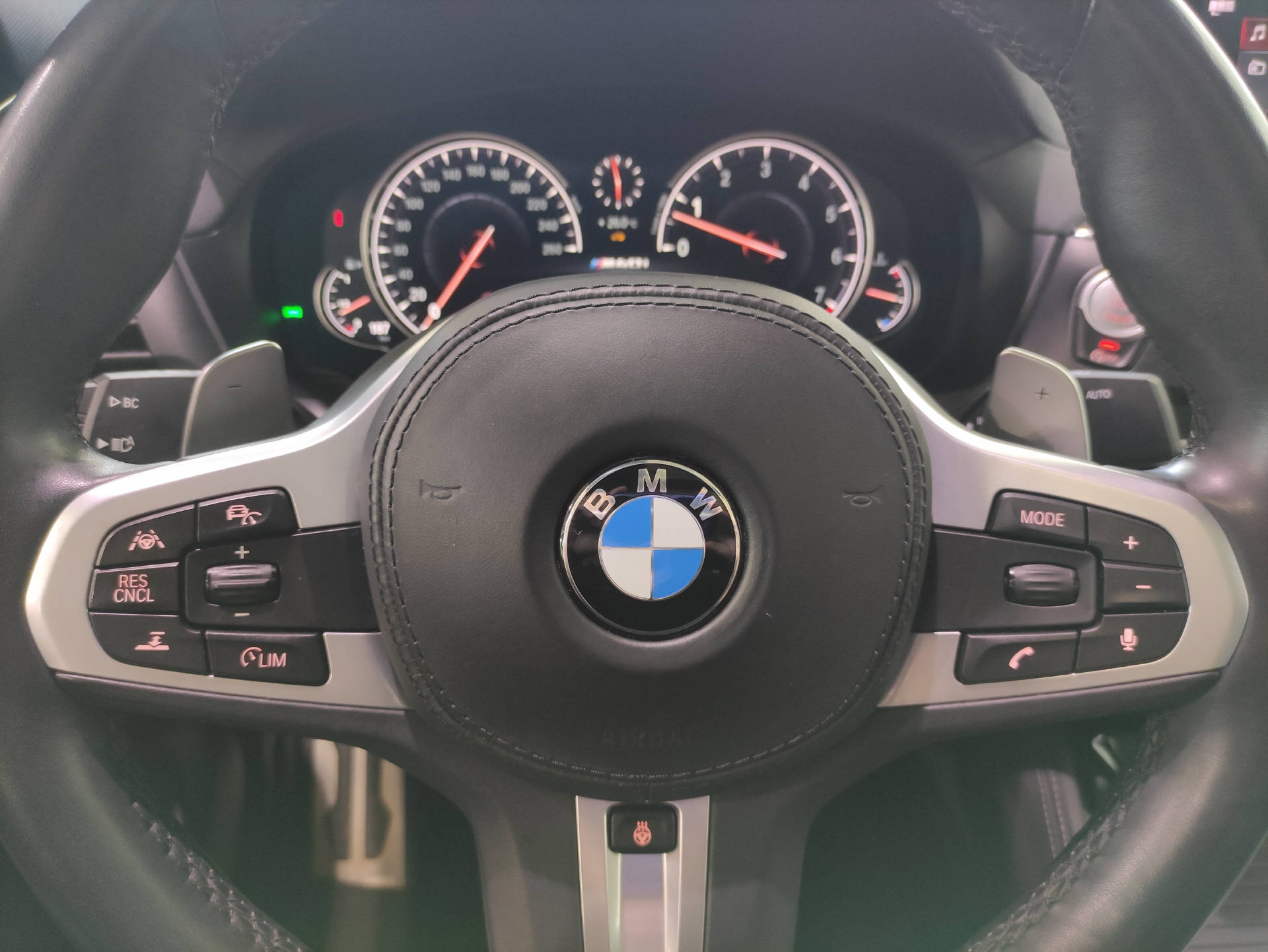 BMW X4 M40i-image-3