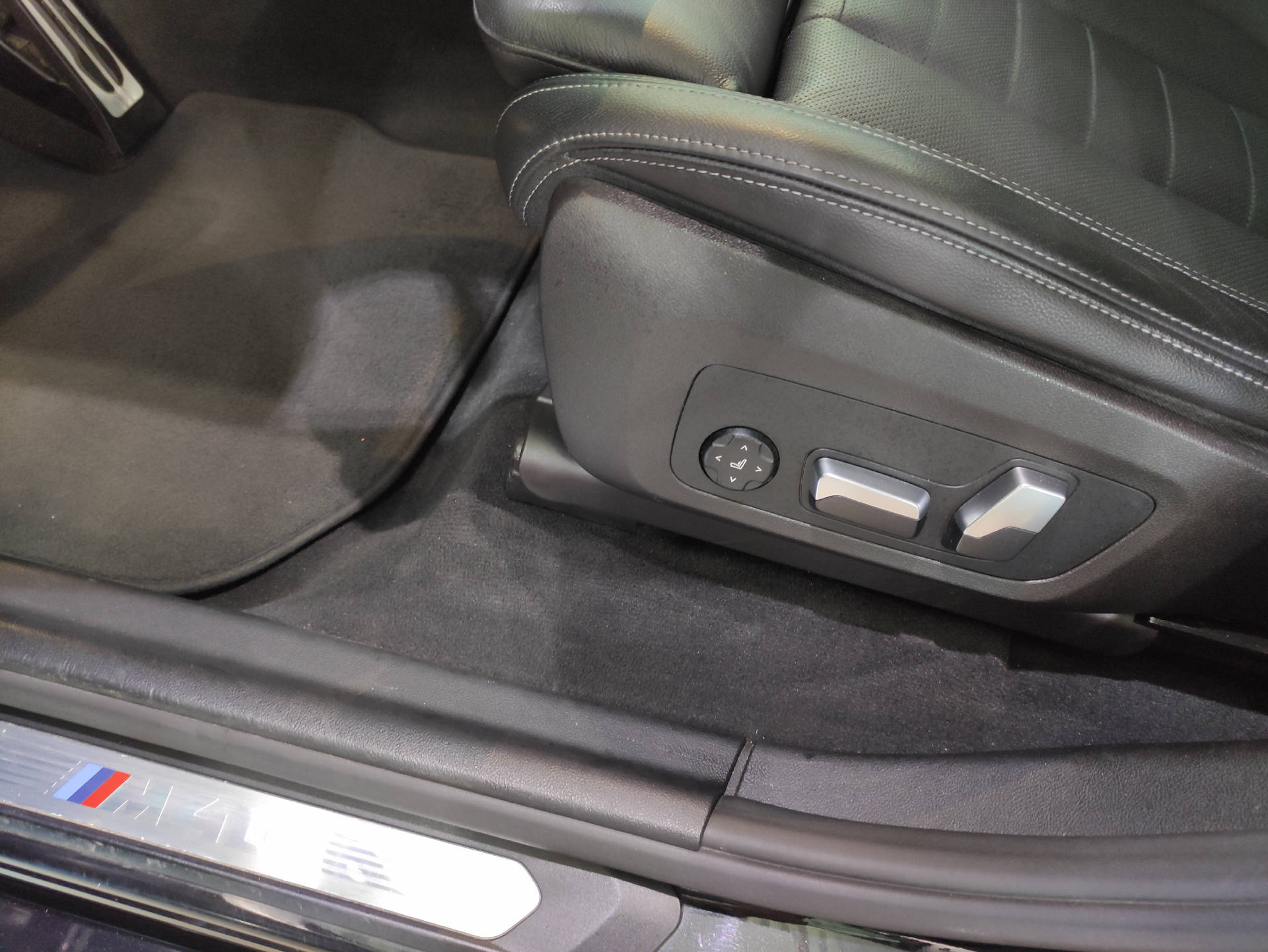 BMW X4 M40i-image-4