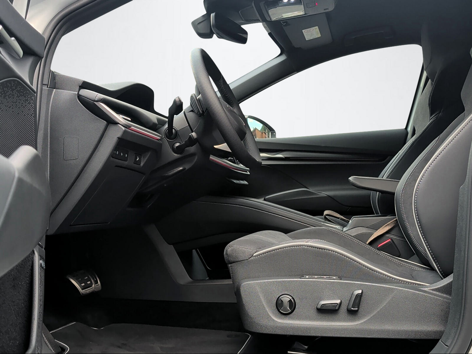 SKODA Elroq Sportline 85 4x4 299PS/220kW elektrisch-image-4