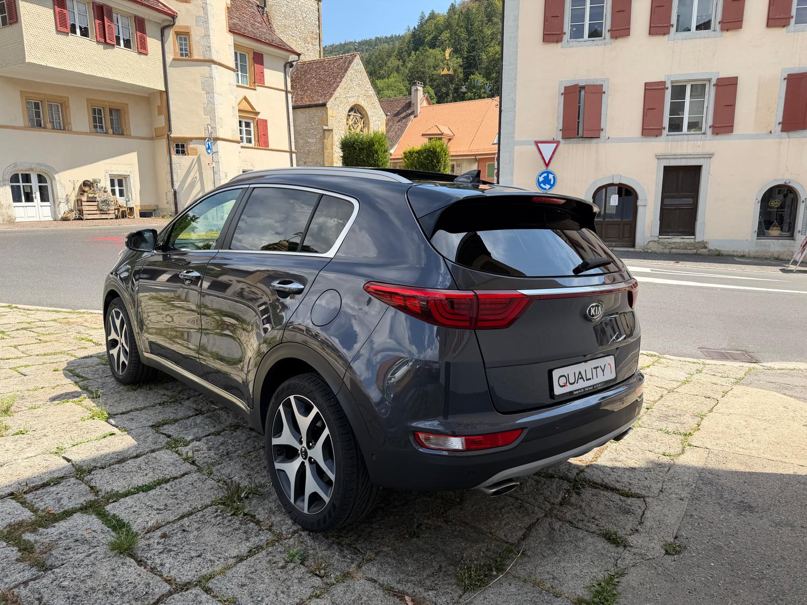 KIA Sportage 2.0CRDi Style GT Line 4WD Automat-image-4