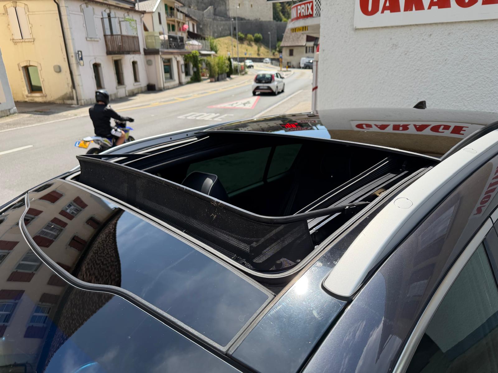 KIA Sportage 2.0CRDi Style GT Line 4WD Automat-image-11