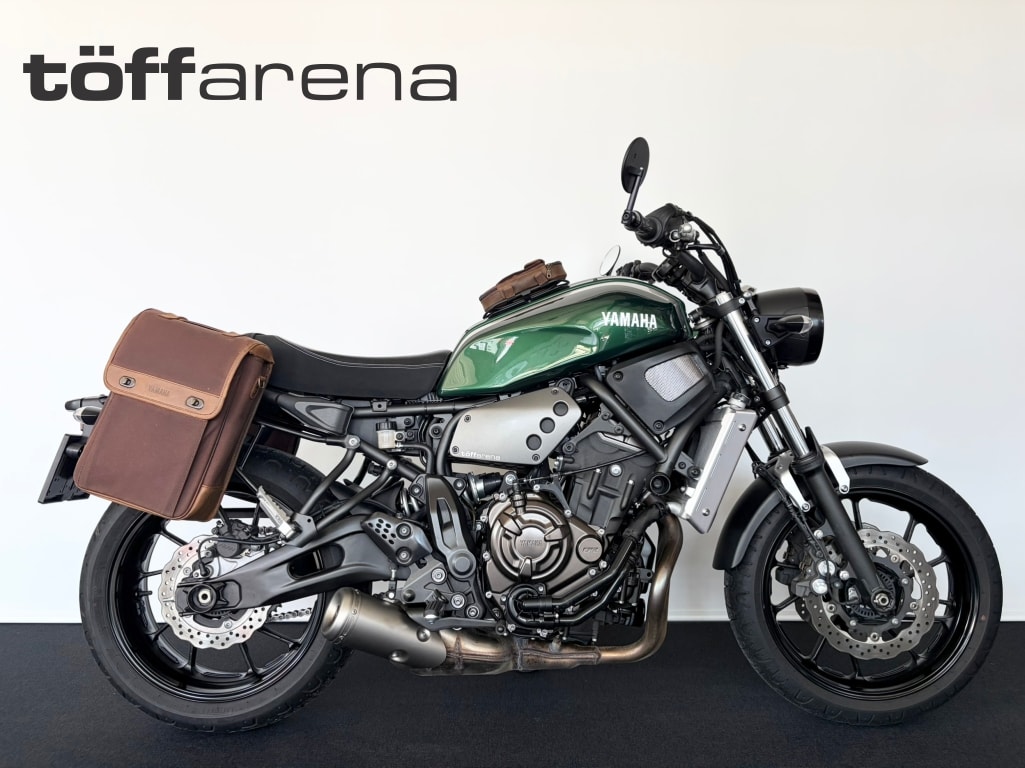 YAMAHA XSR 700